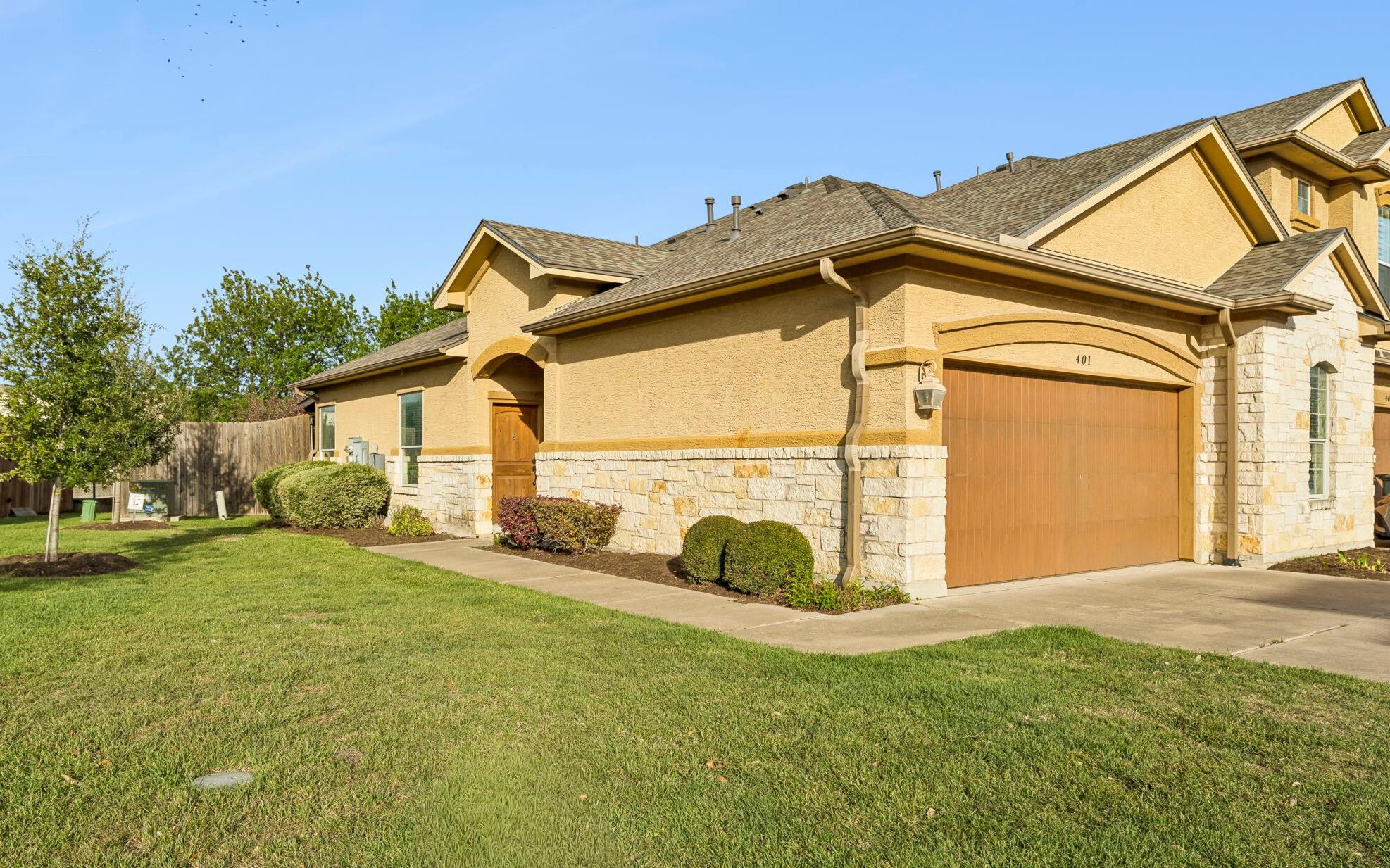 2210 Onion Creek PKWY