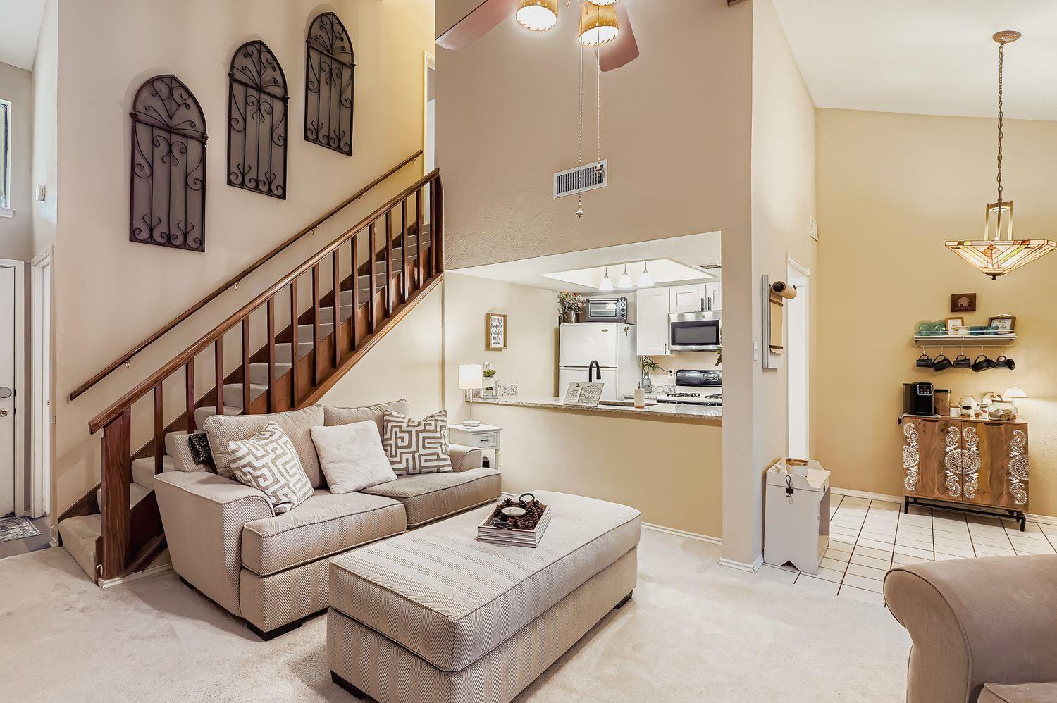 500 Hesters Crossing RD