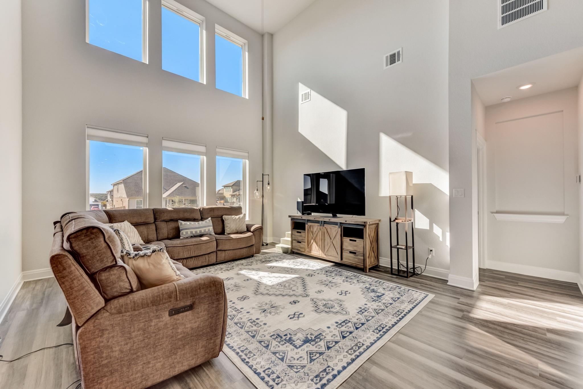 2121 Prairie Oaks DR