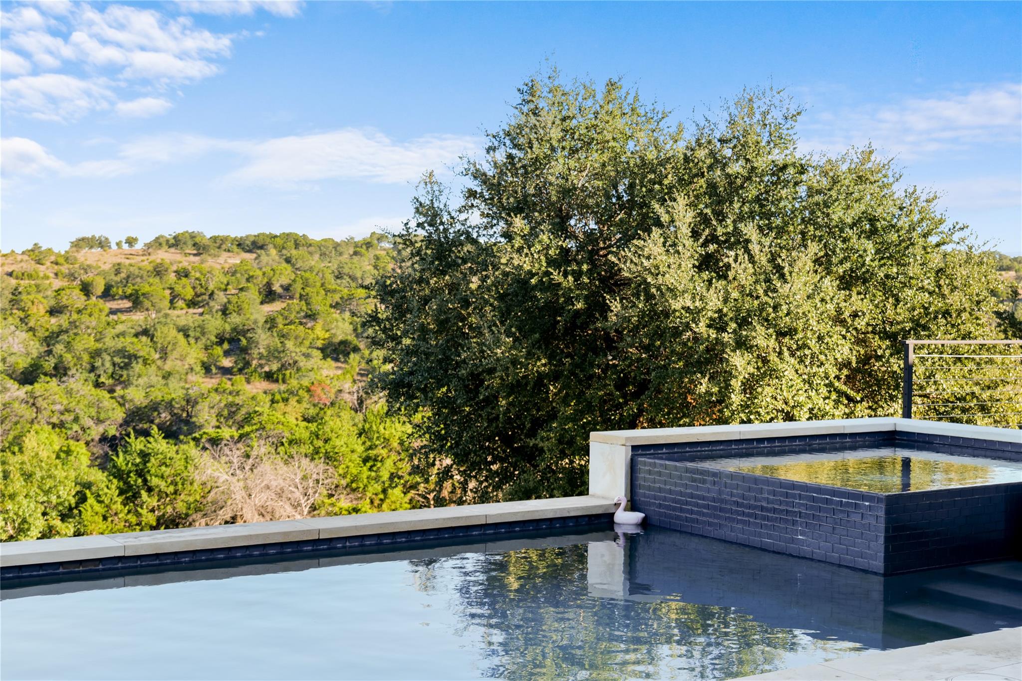 2104 Cades Spirit BND