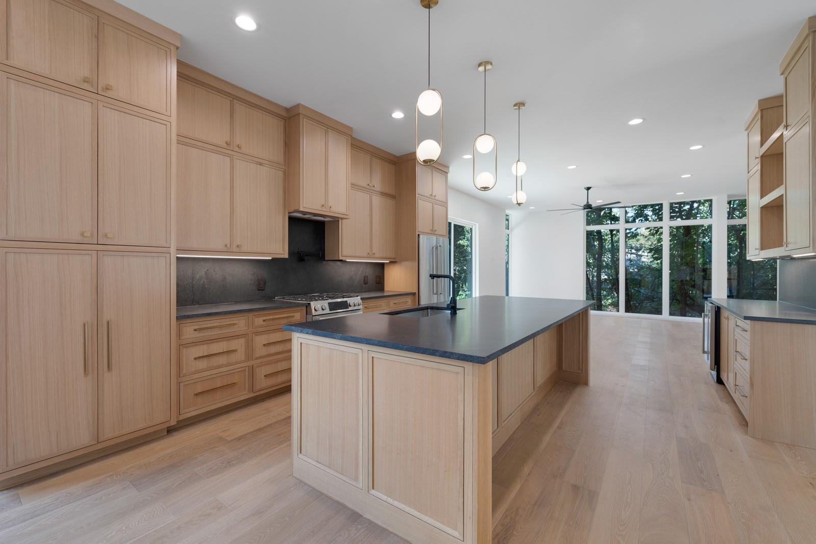 4806 Richmond  #2 Ave