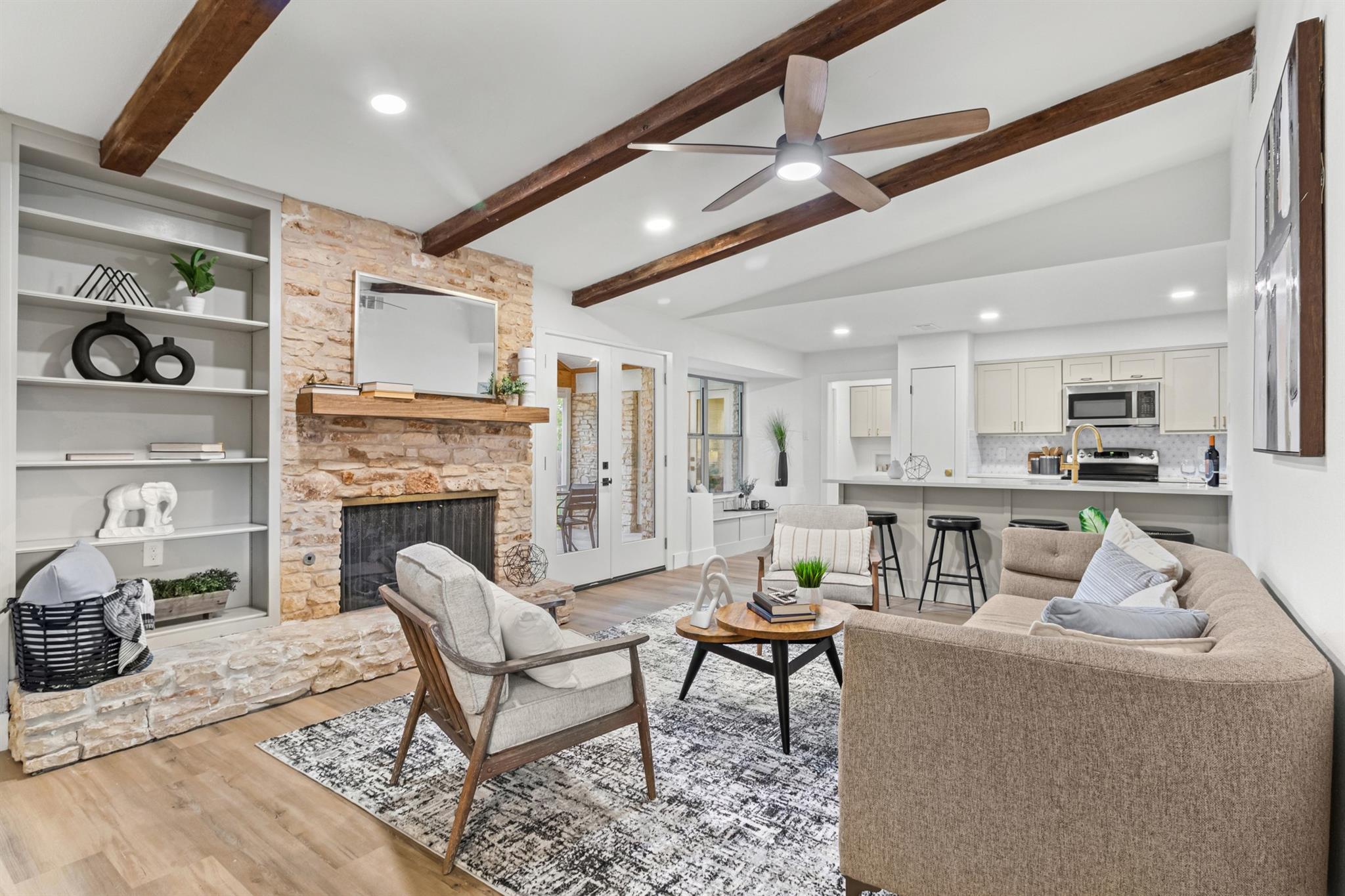 11004 Rustic Manor LN