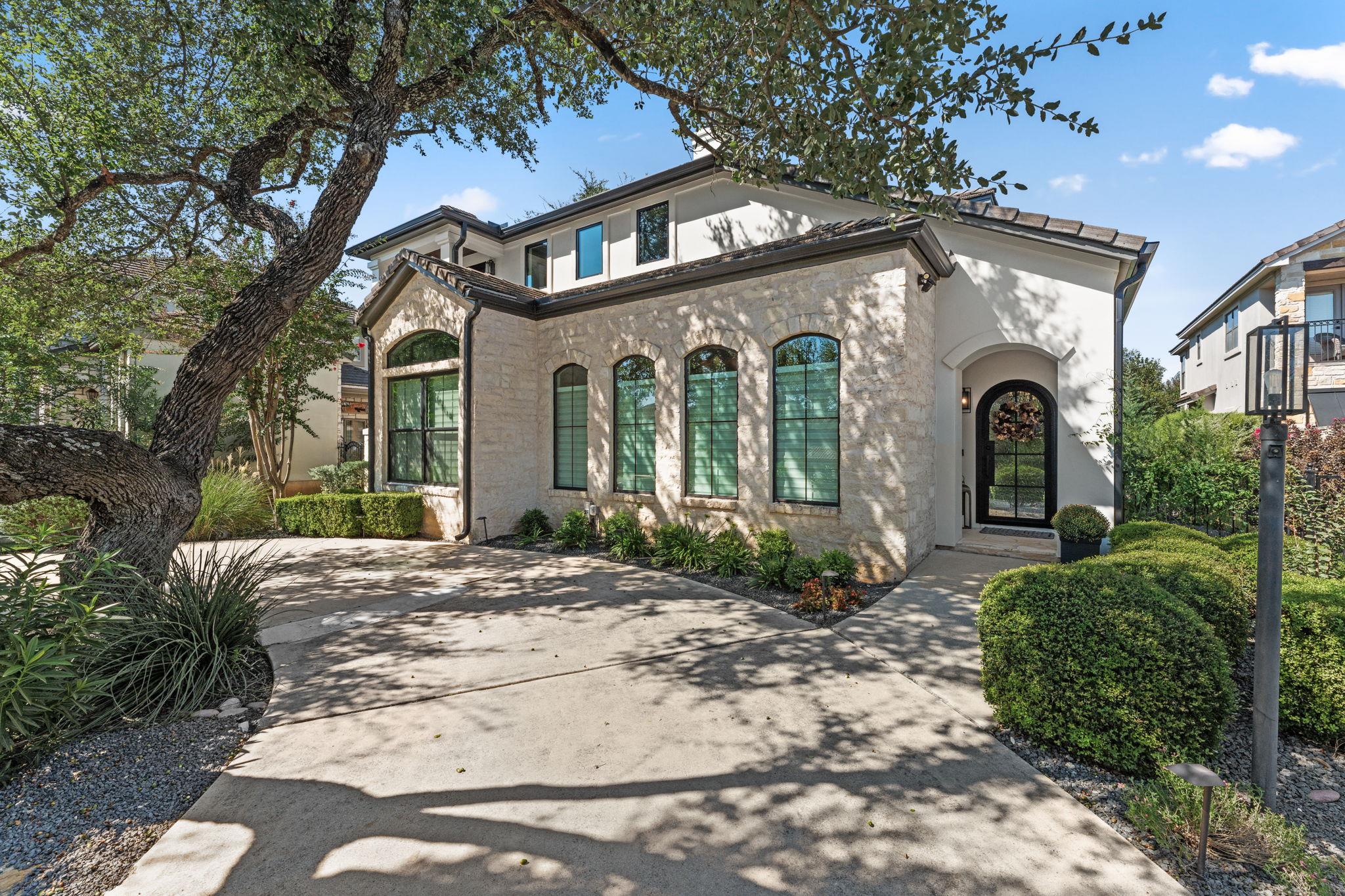 8 Hightrail WAY