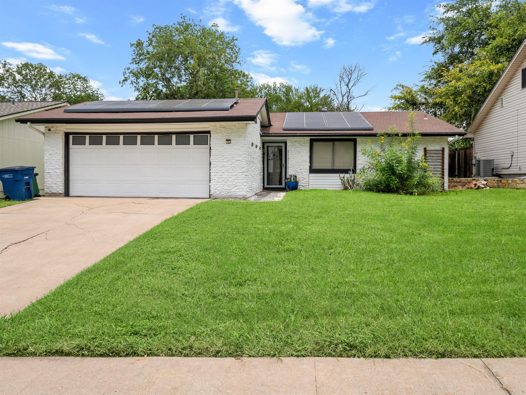 512 Mulberry DR