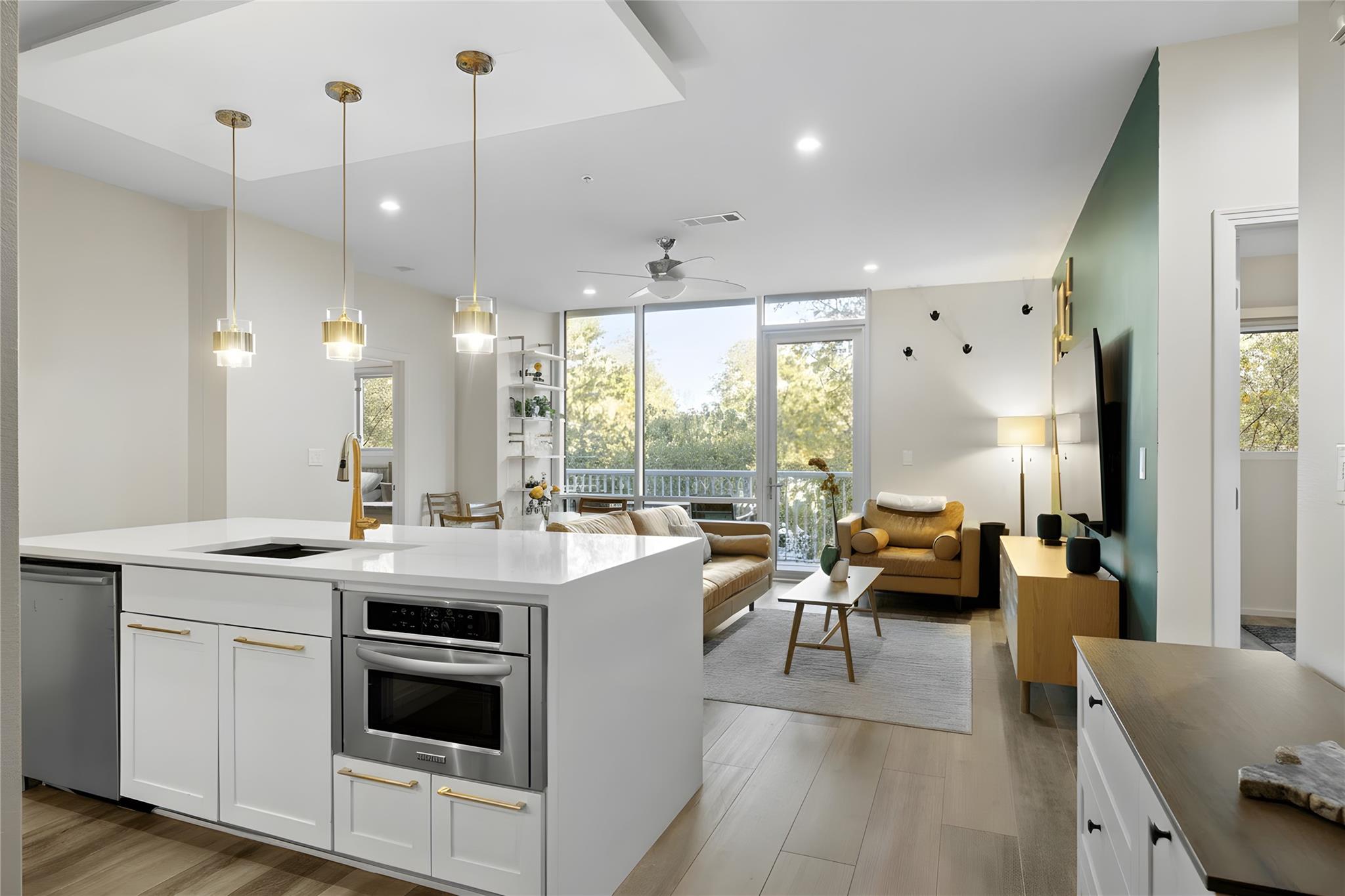 1600 Barton Springs RD