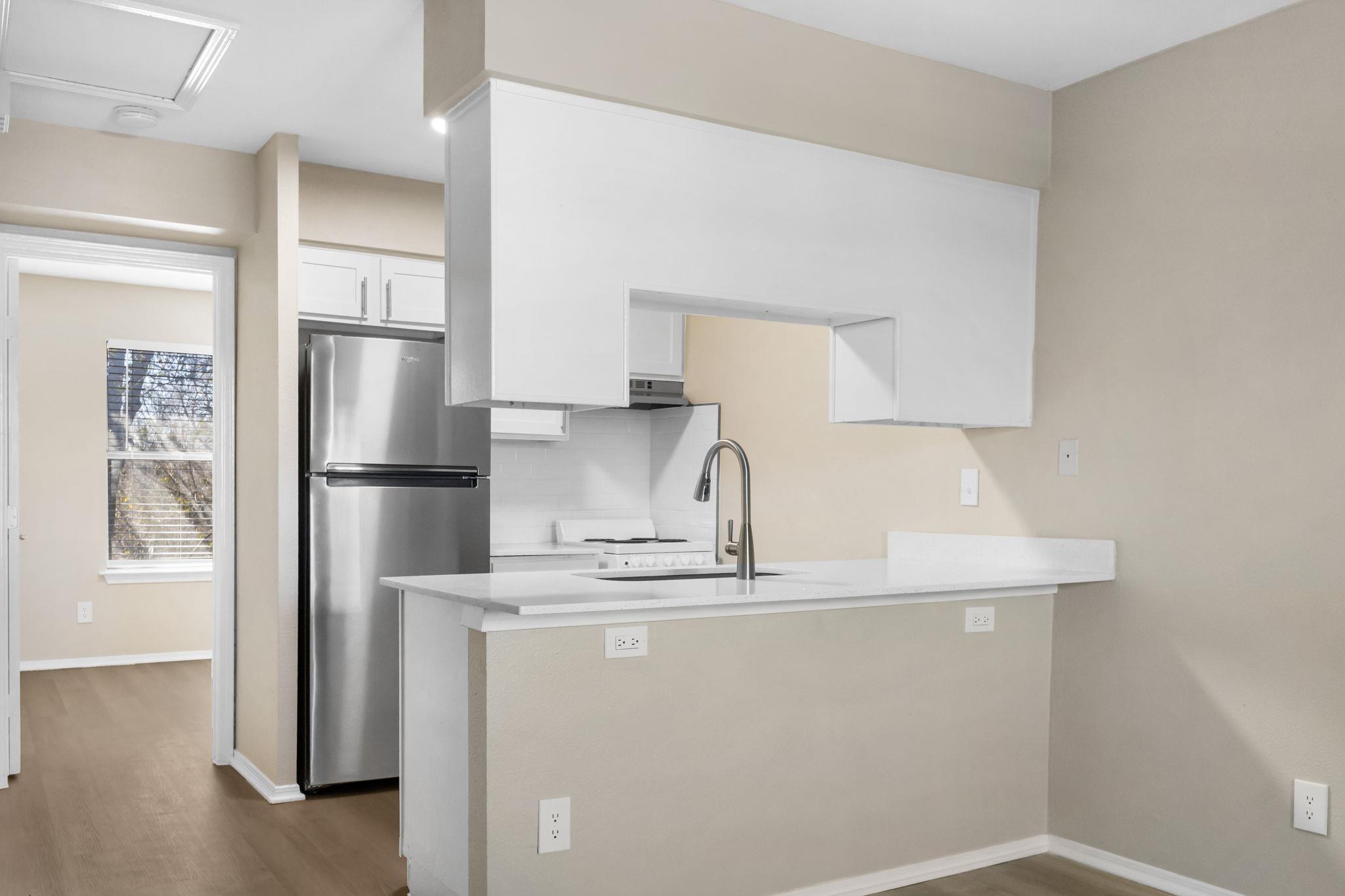 3012 Whisper Oaks LN