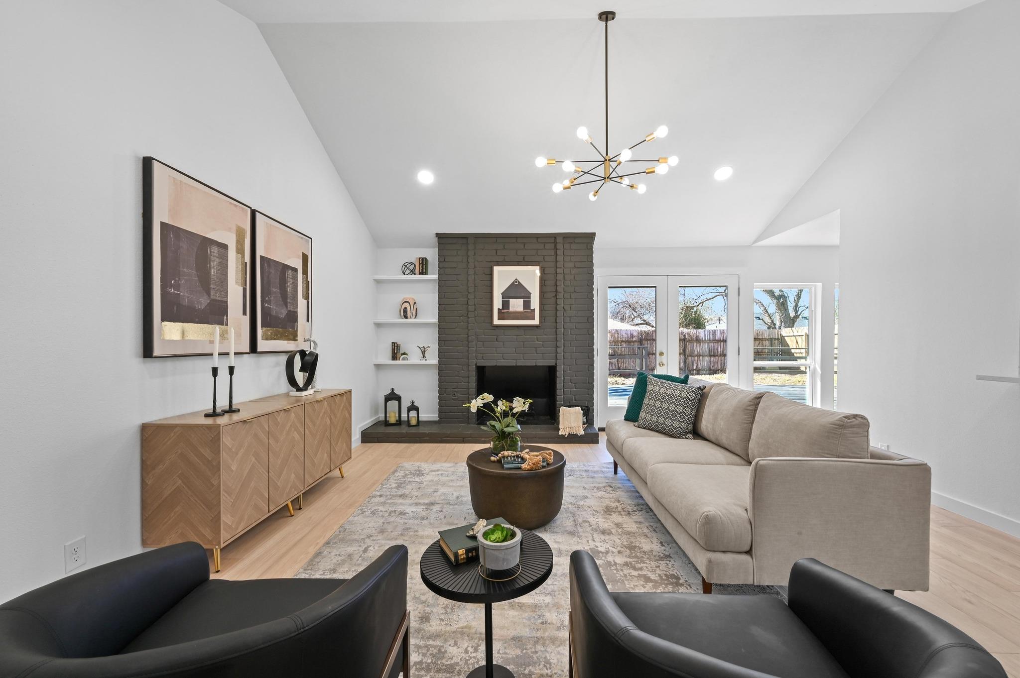 1017 Cripple Creek DR