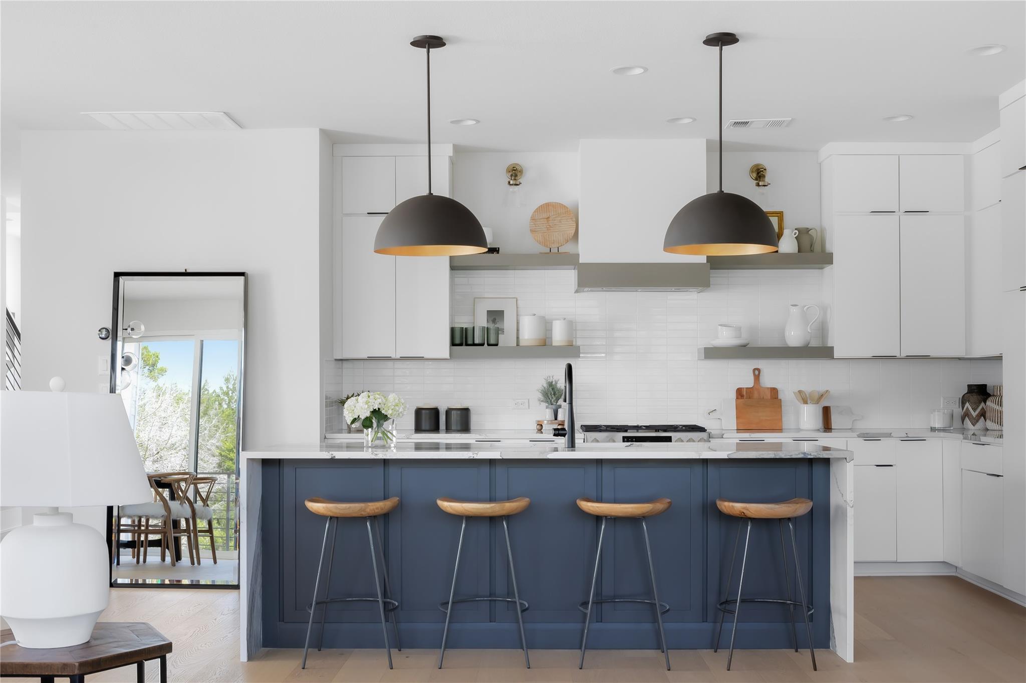 7809 Old Bee Caves RD