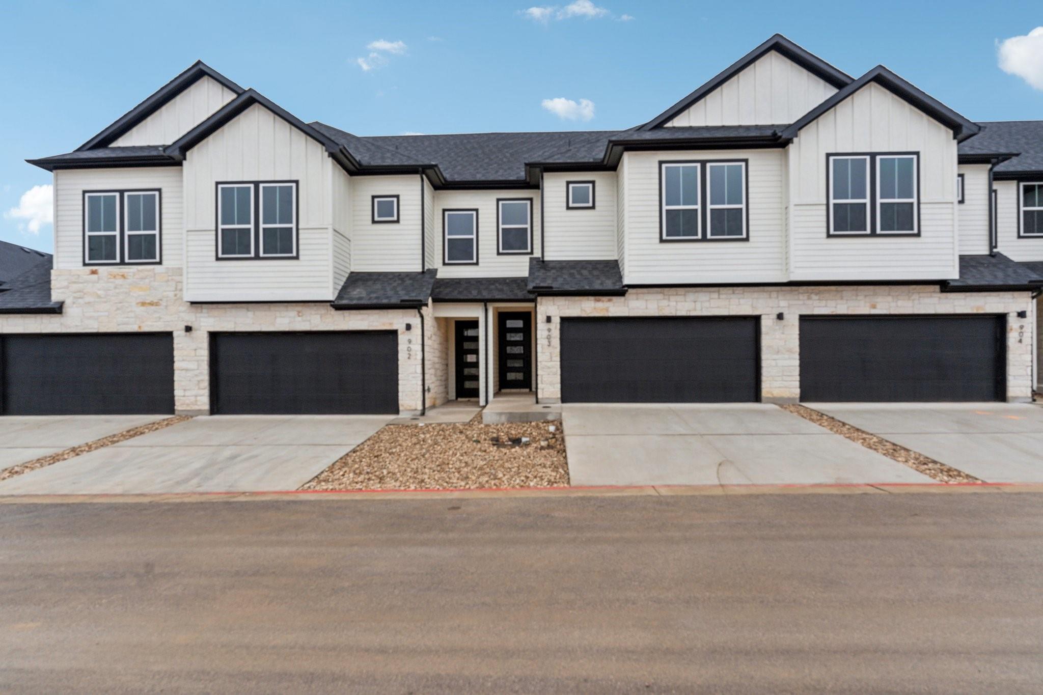 2600 Gattis School RD