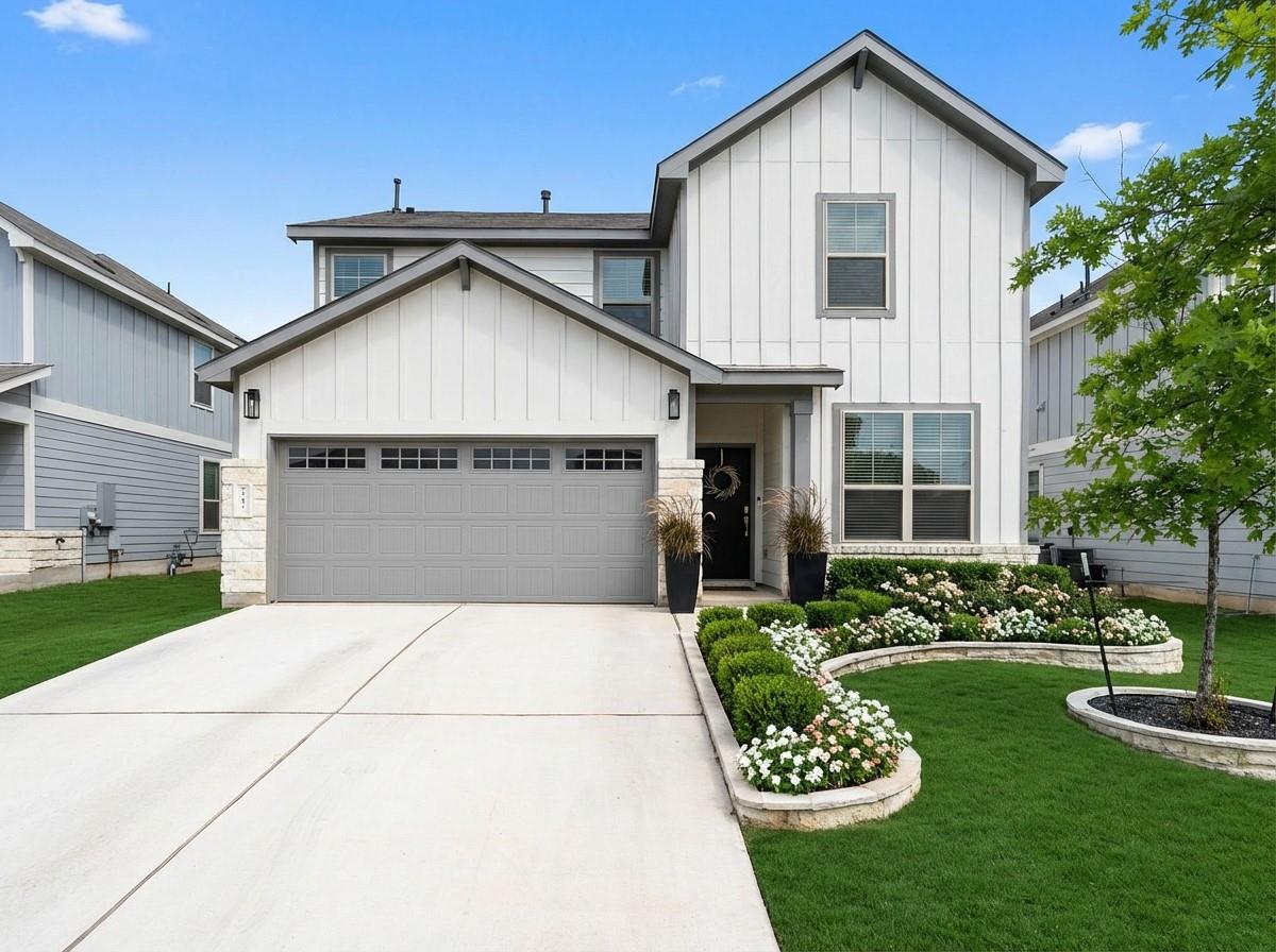 145 Fiery Skipper LN