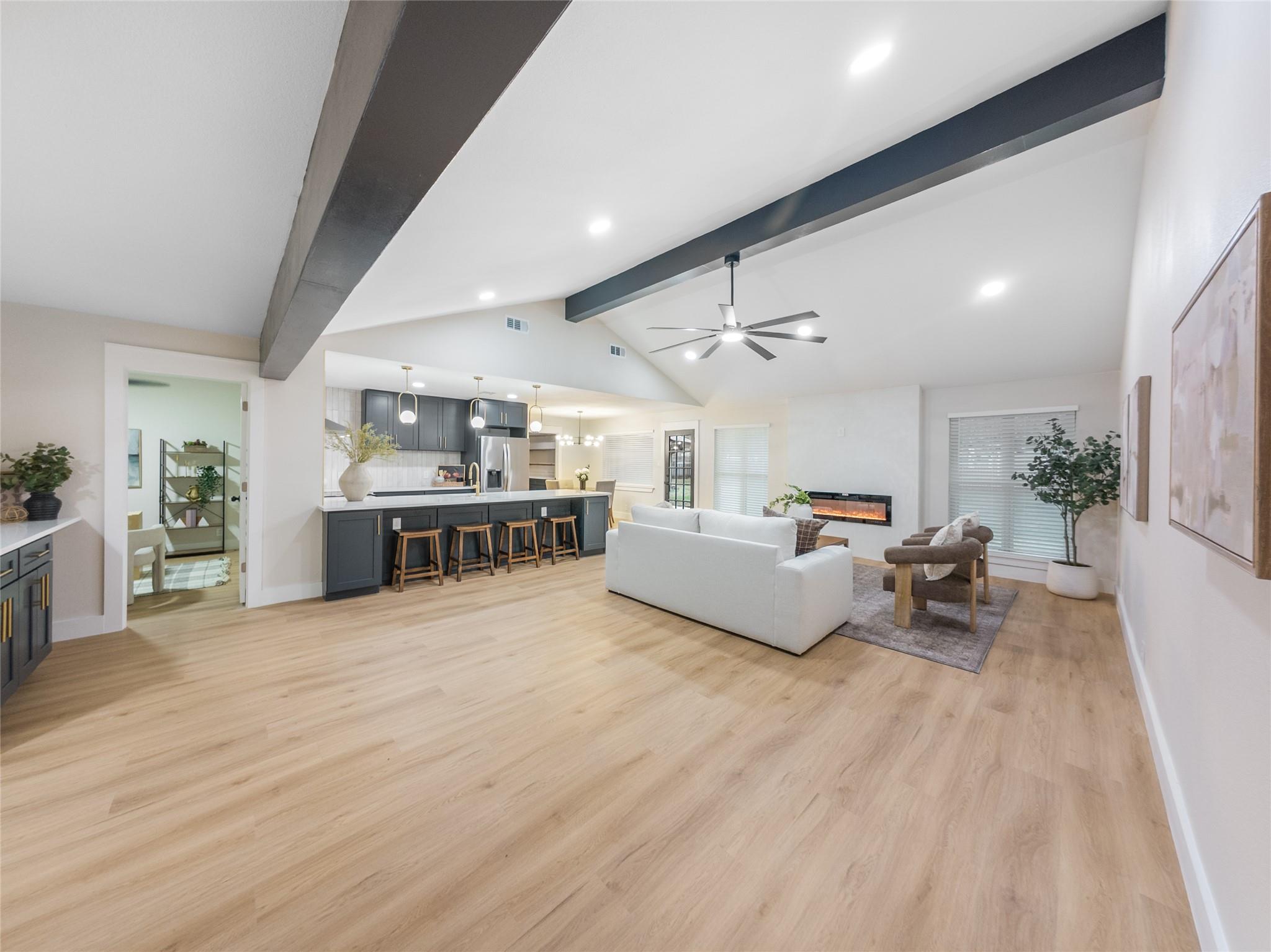 224 Clear Springs RD