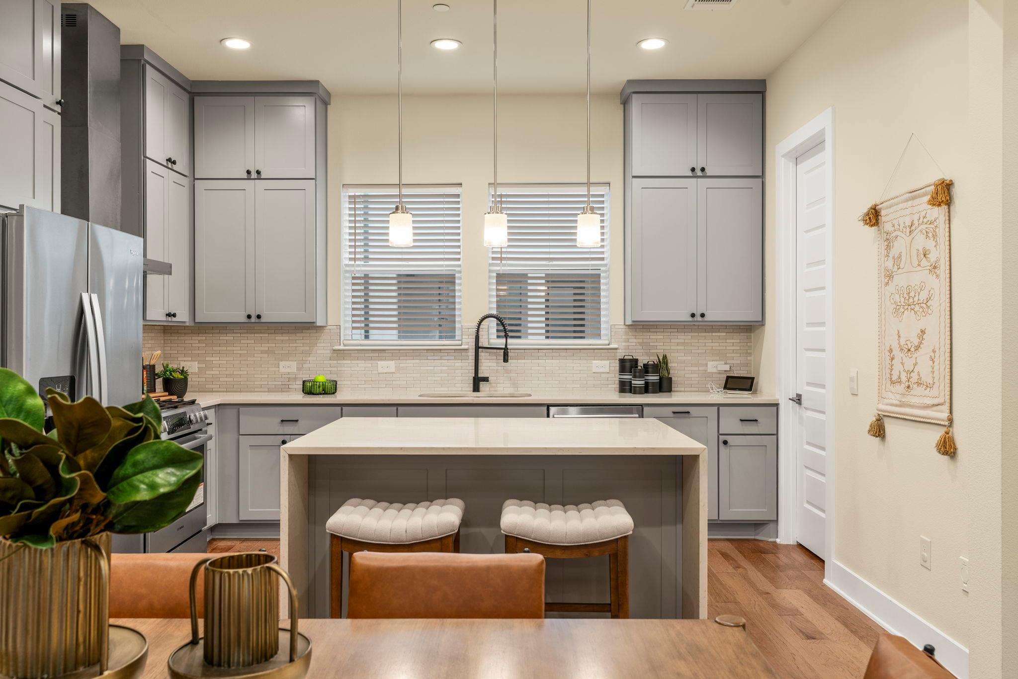 4105 McKinley Fields DR