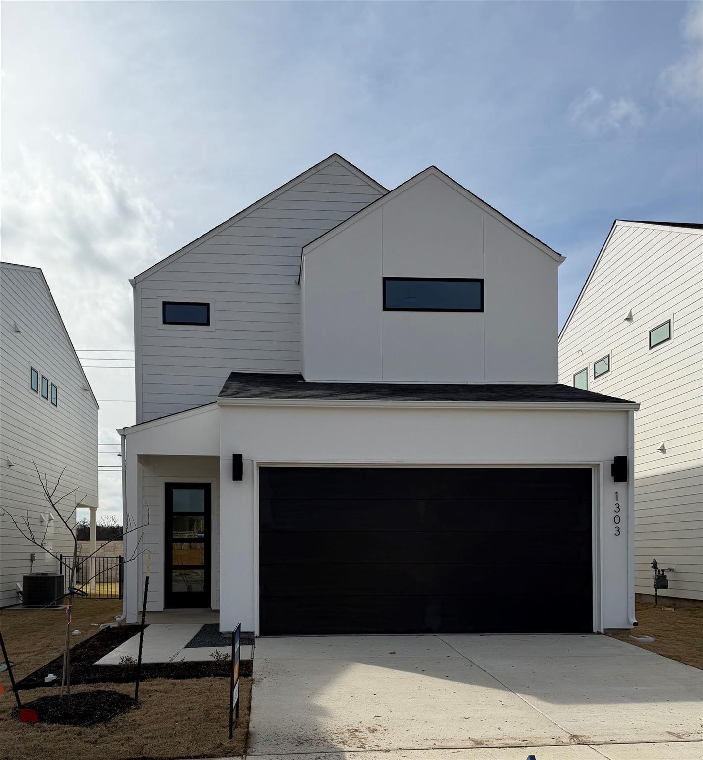 1303 Rambling Rose RD