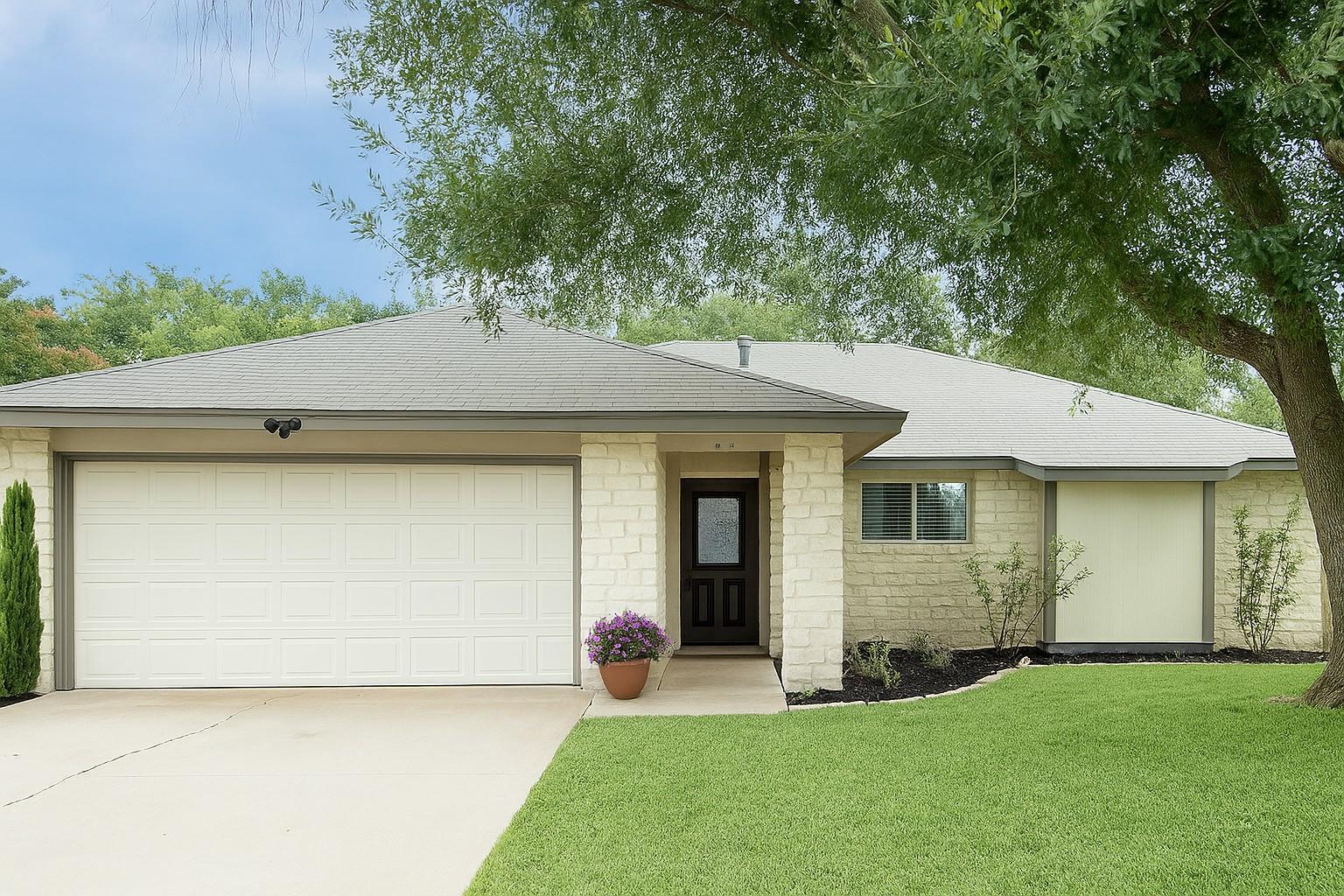 910 Garden View DR