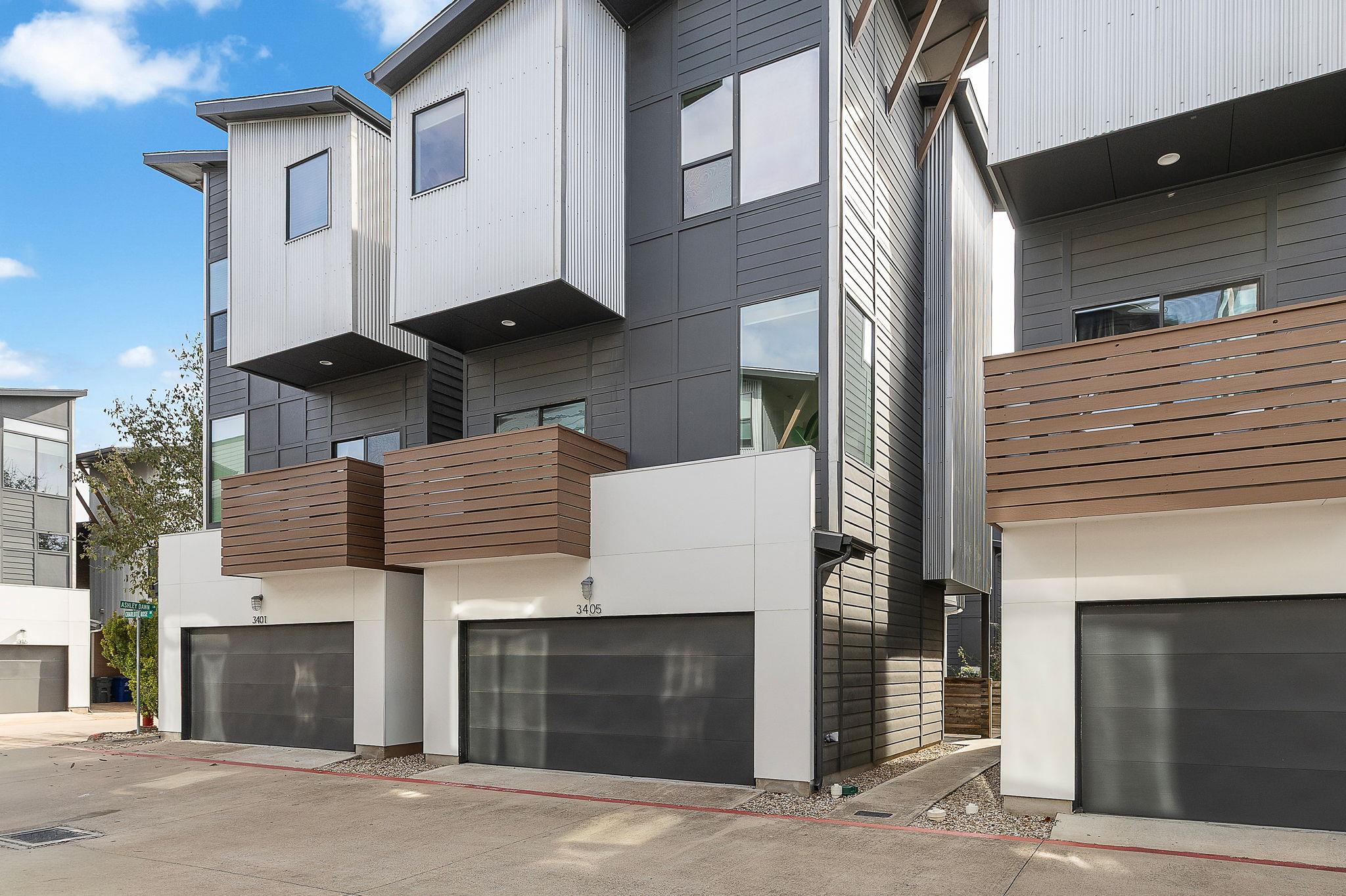 3405 Charlotte Rose DR