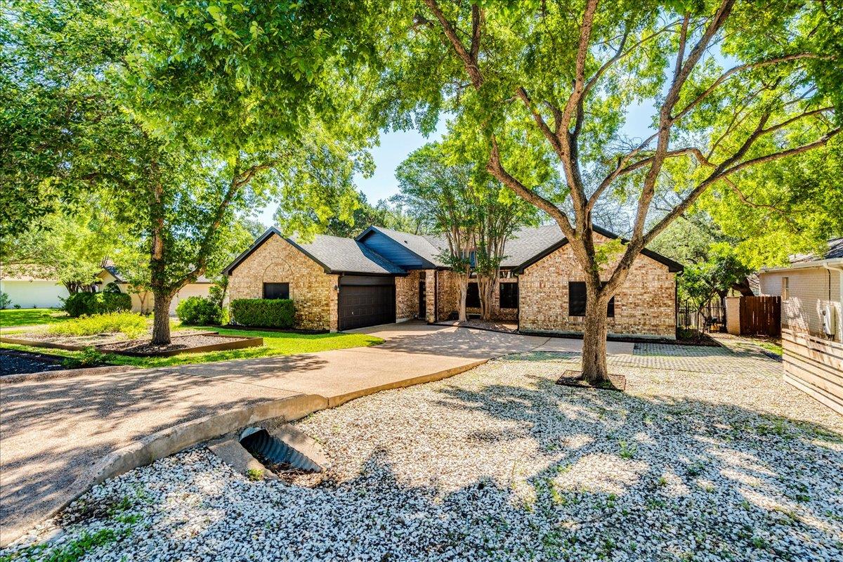 107 Copperleaf RD