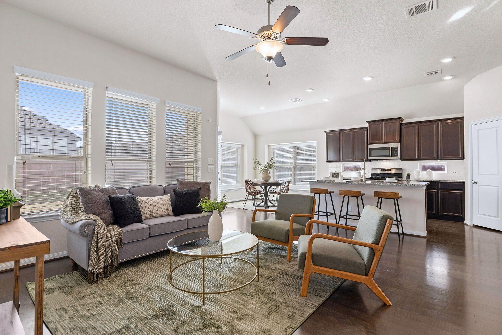 3307 Lauren Nicole LN