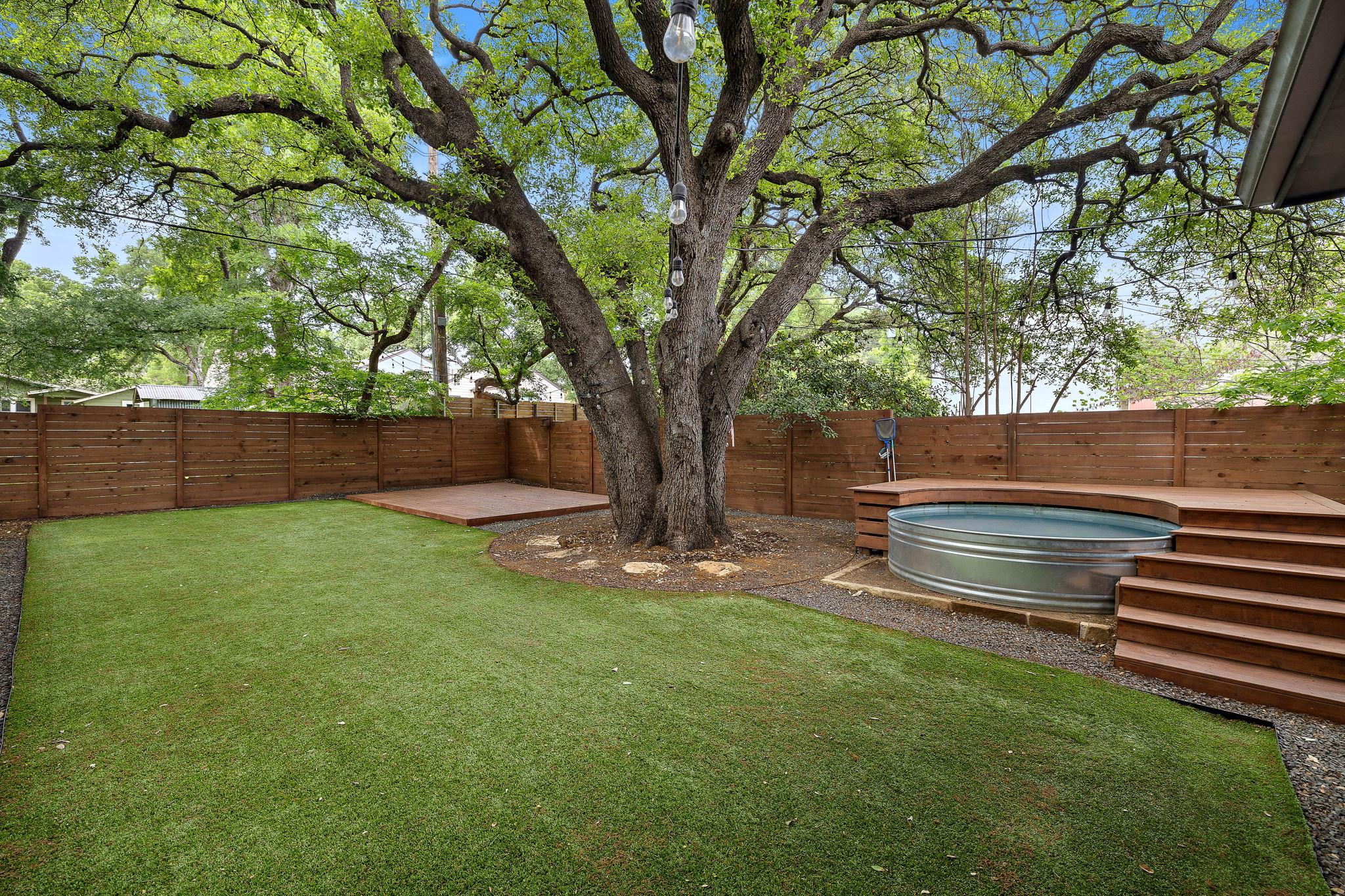 4602 Mount Vernon DR