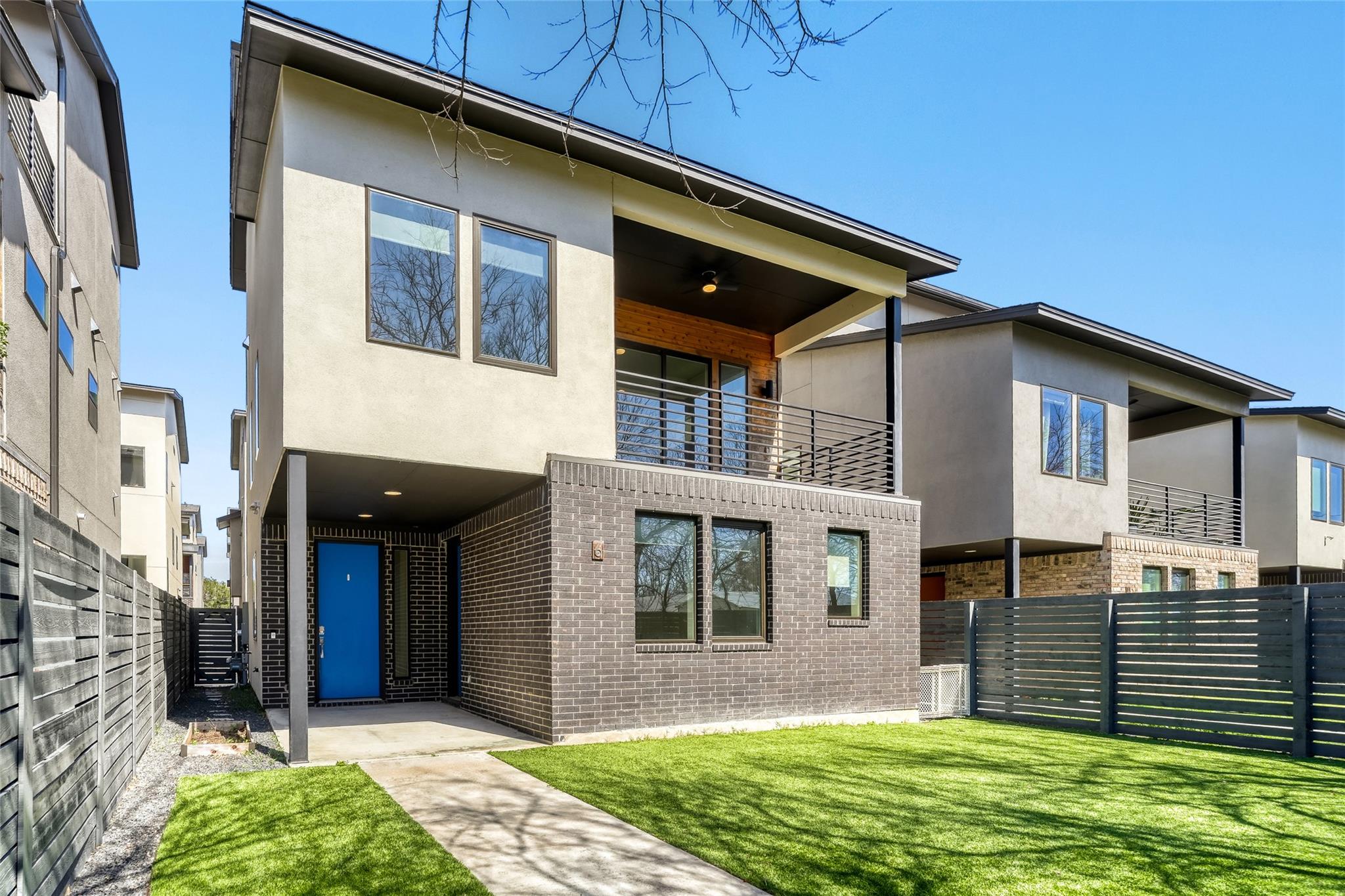 5002 Pecan Springs RD