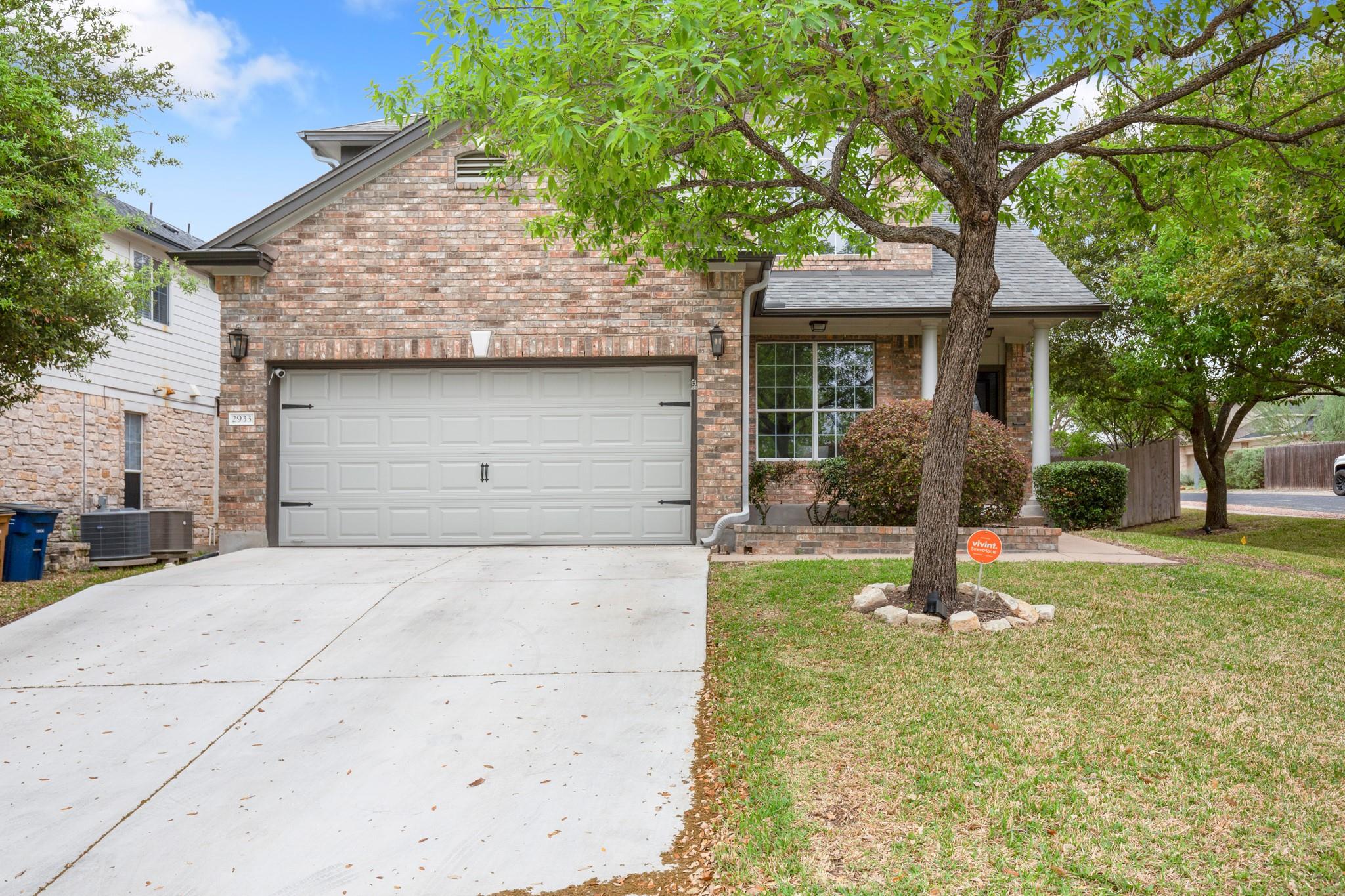 2933 Fleet DR