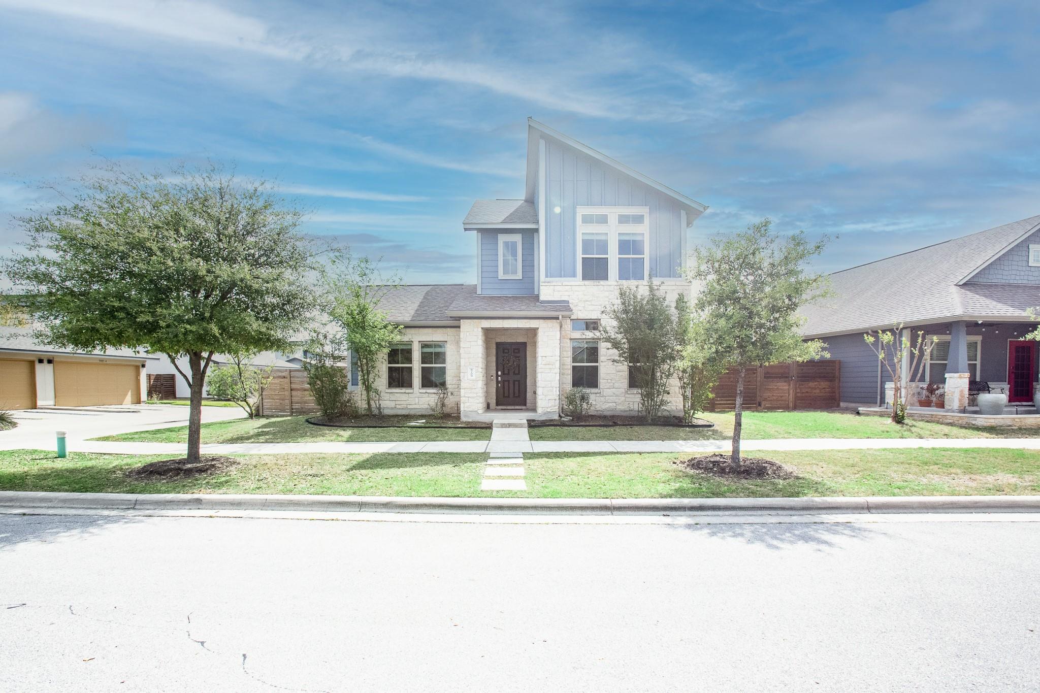 8709 Slater DR