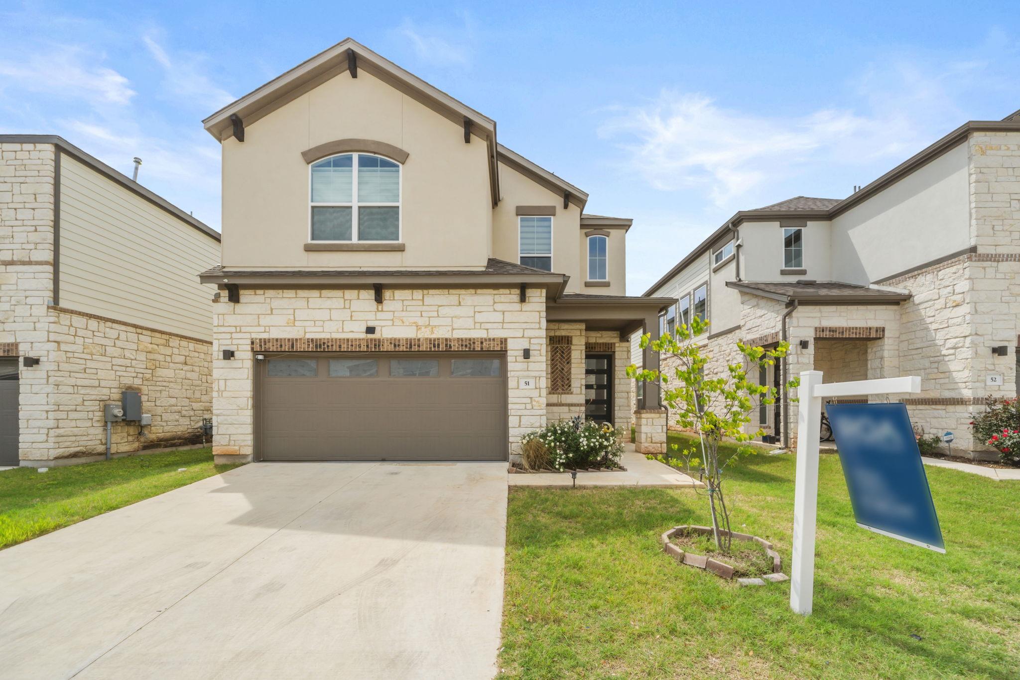 1531 Red Bud LN