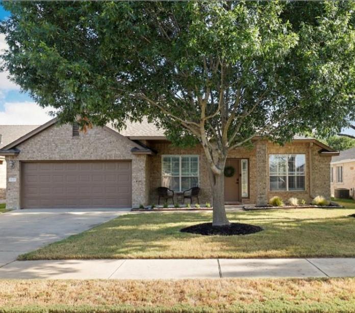 3220 Corrigan LN