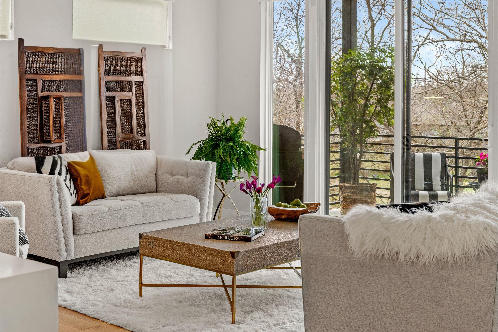 5002 Pecan Springs RD