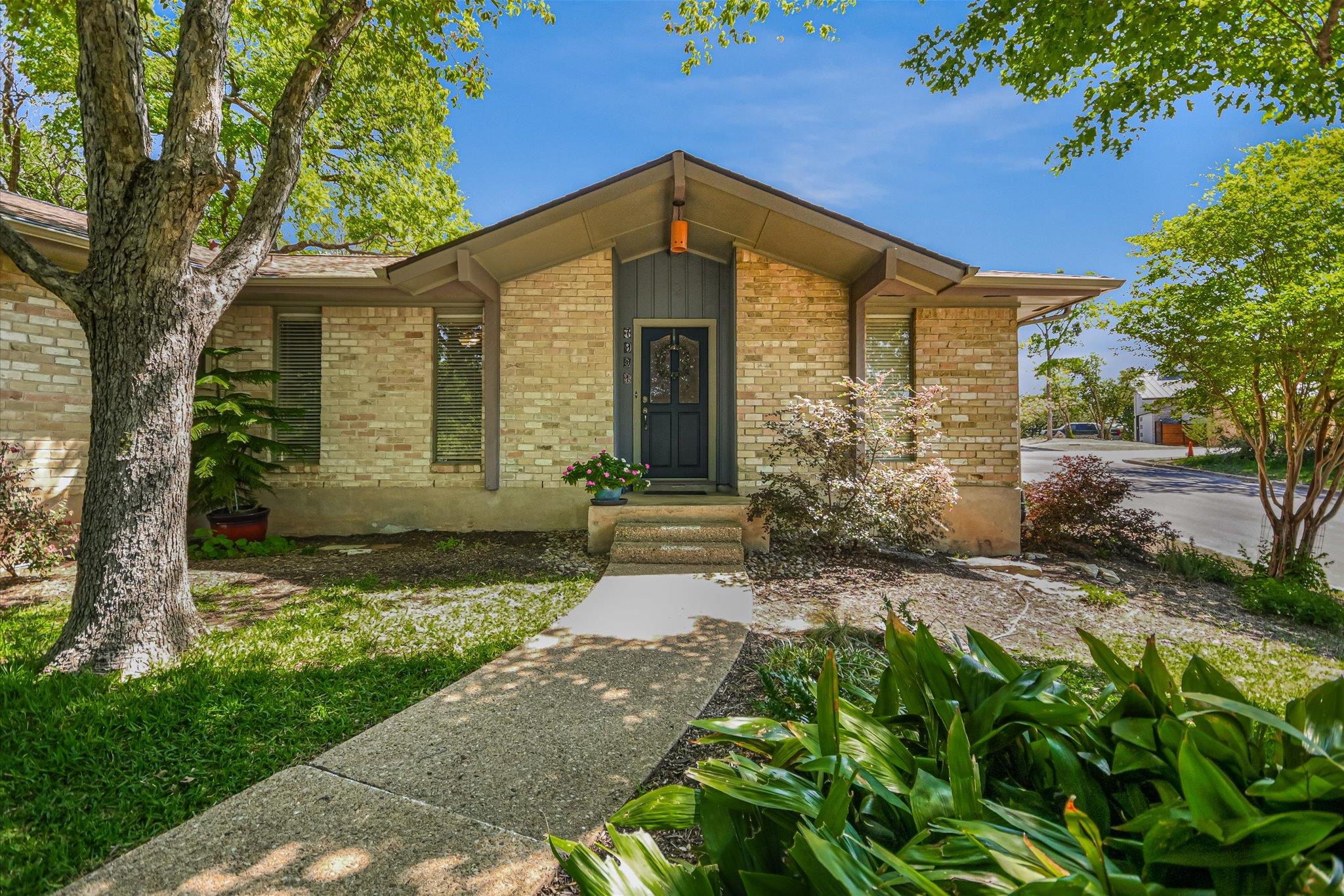 7901 Havenwood DR