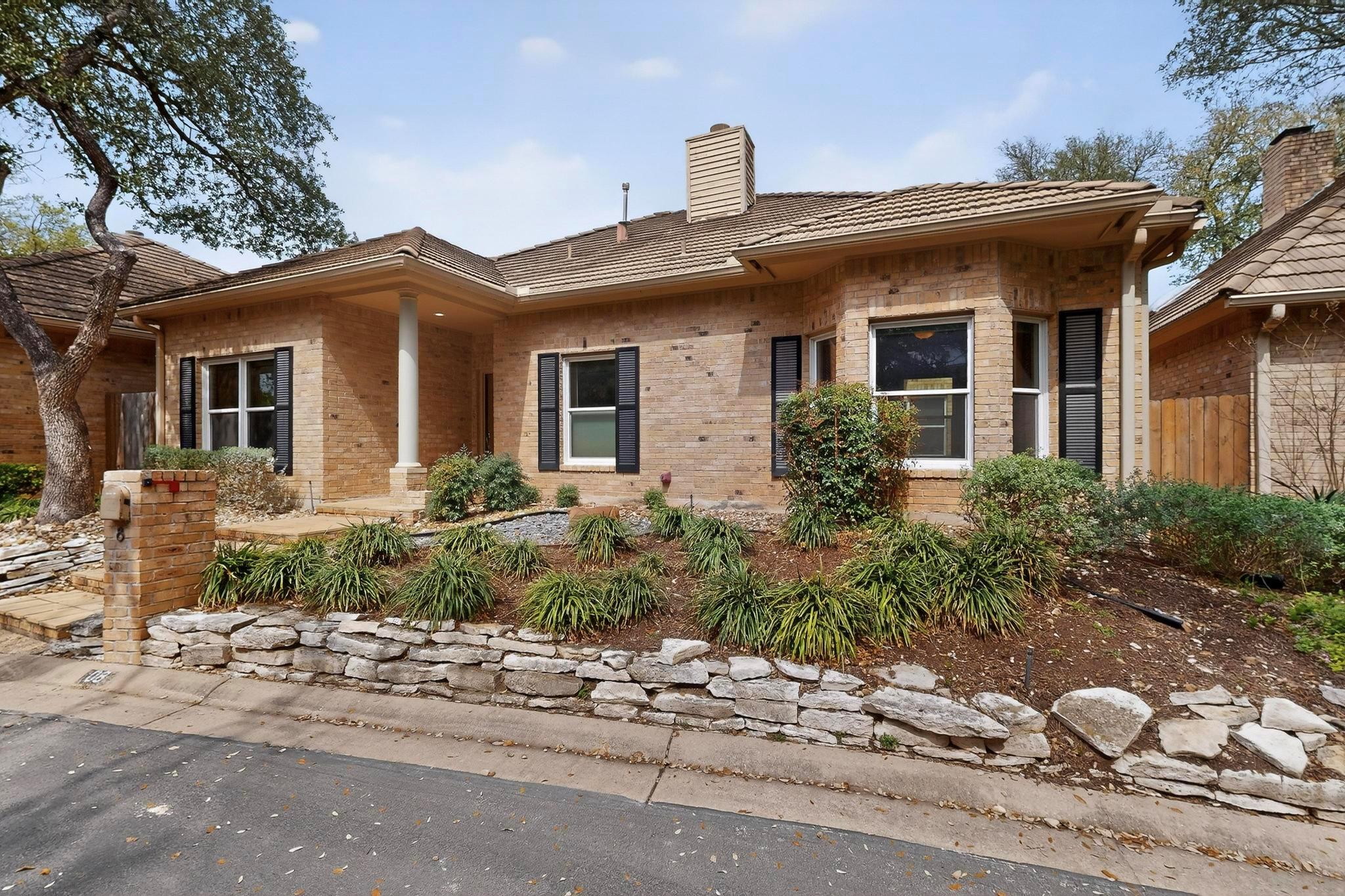 2203 Onion Creek PKWY