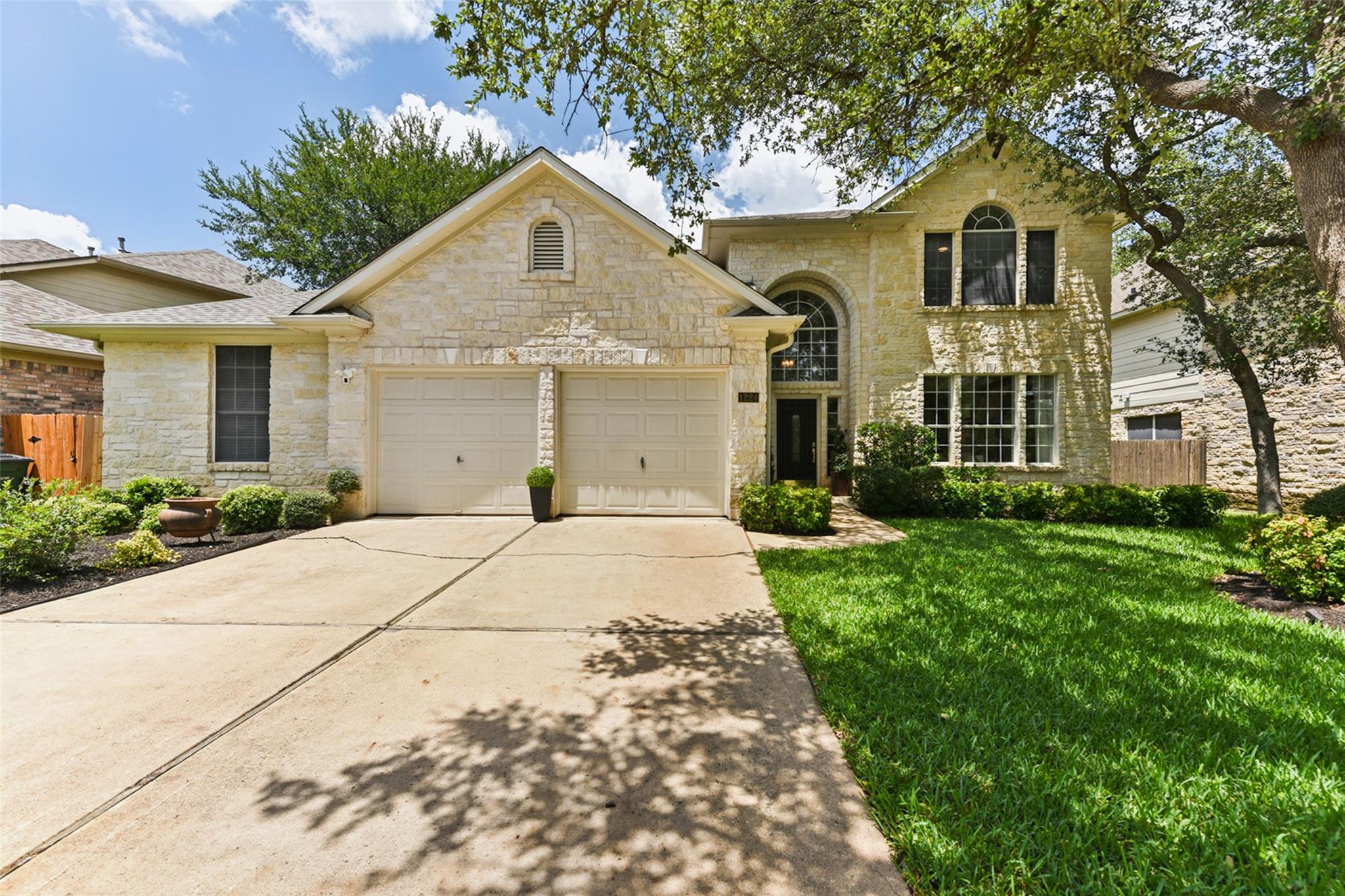 1224 Fall Creek LOOP