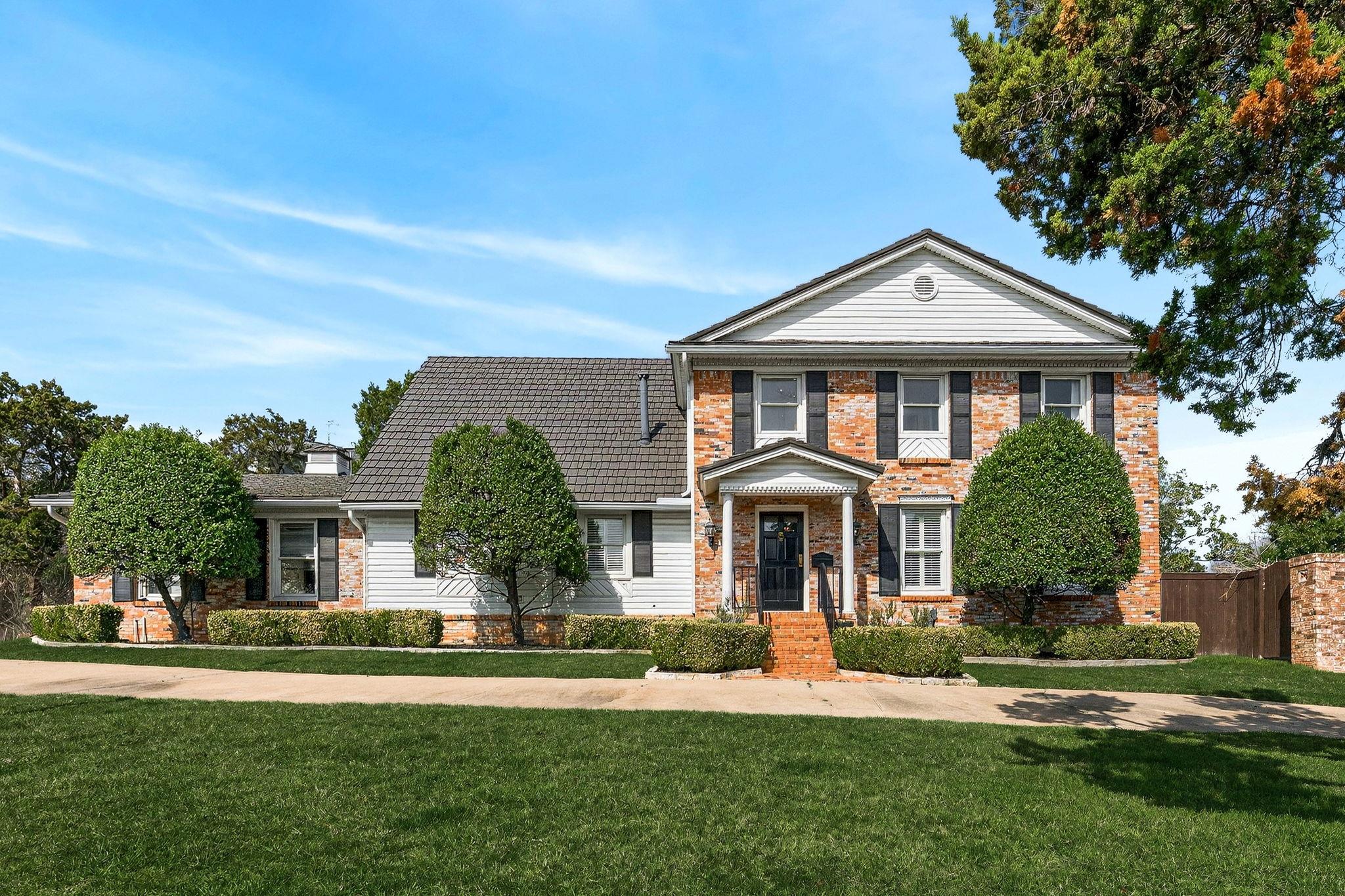 6101 Shadow Mountain DR