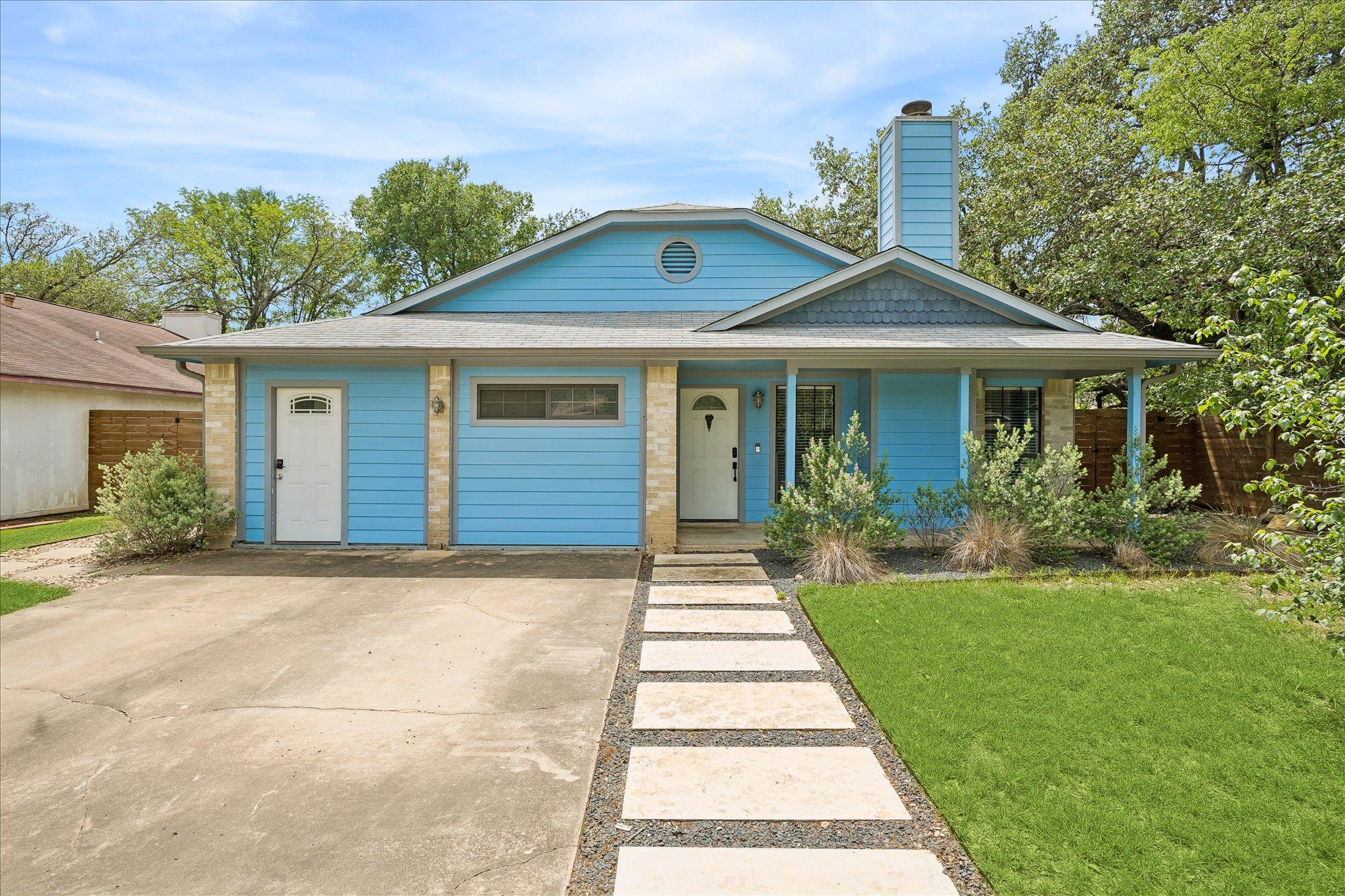 3811 Stonecroft DR