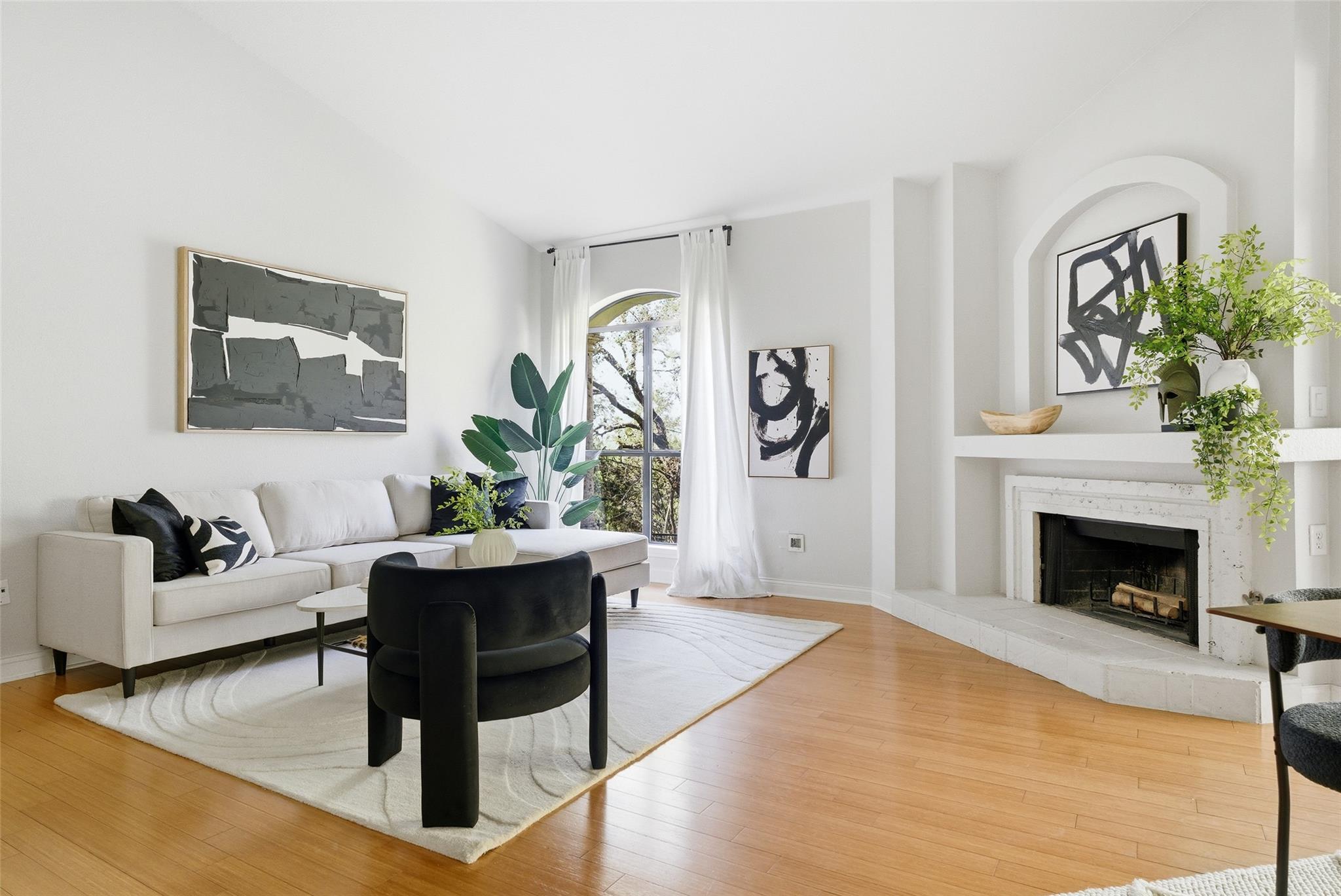 1000 Liberty Park DR