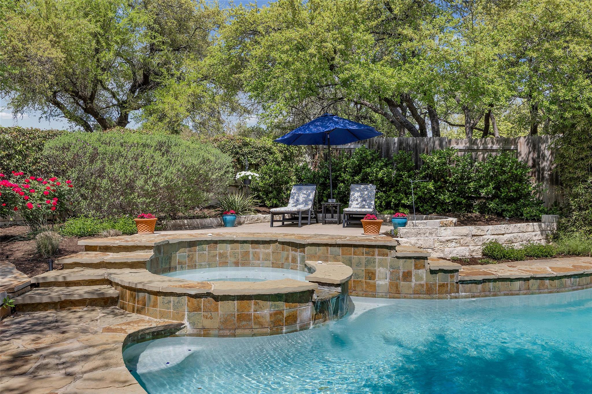 2200 Rio Mesa DR