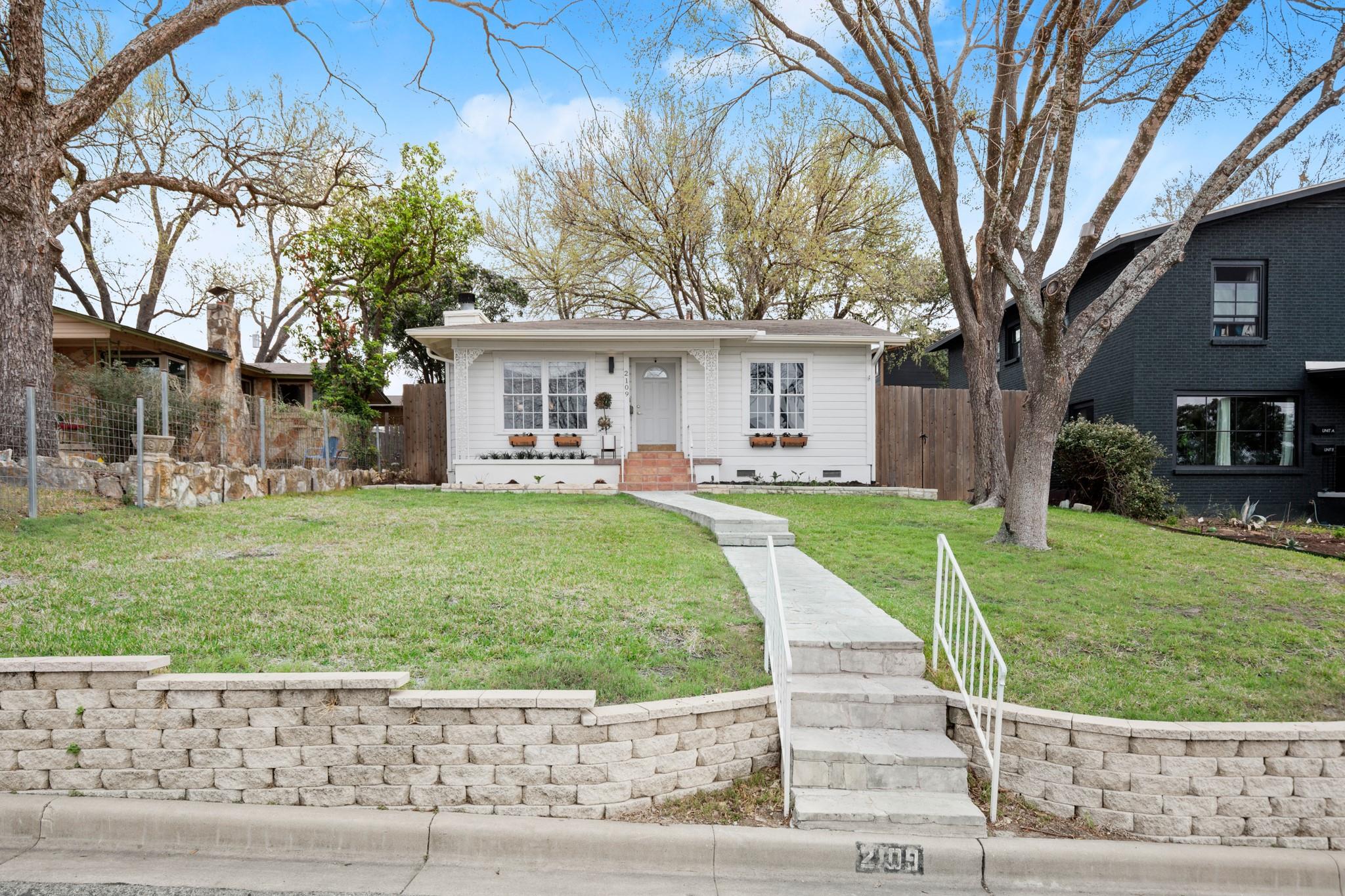 2109 Travis Heights BLVD