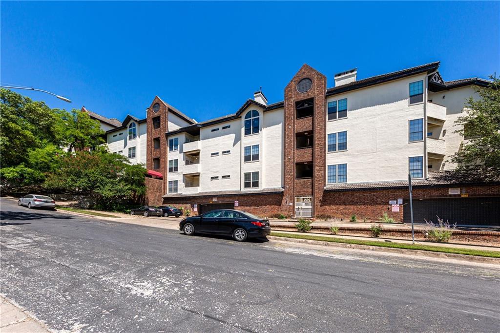 3001 Cedar ST