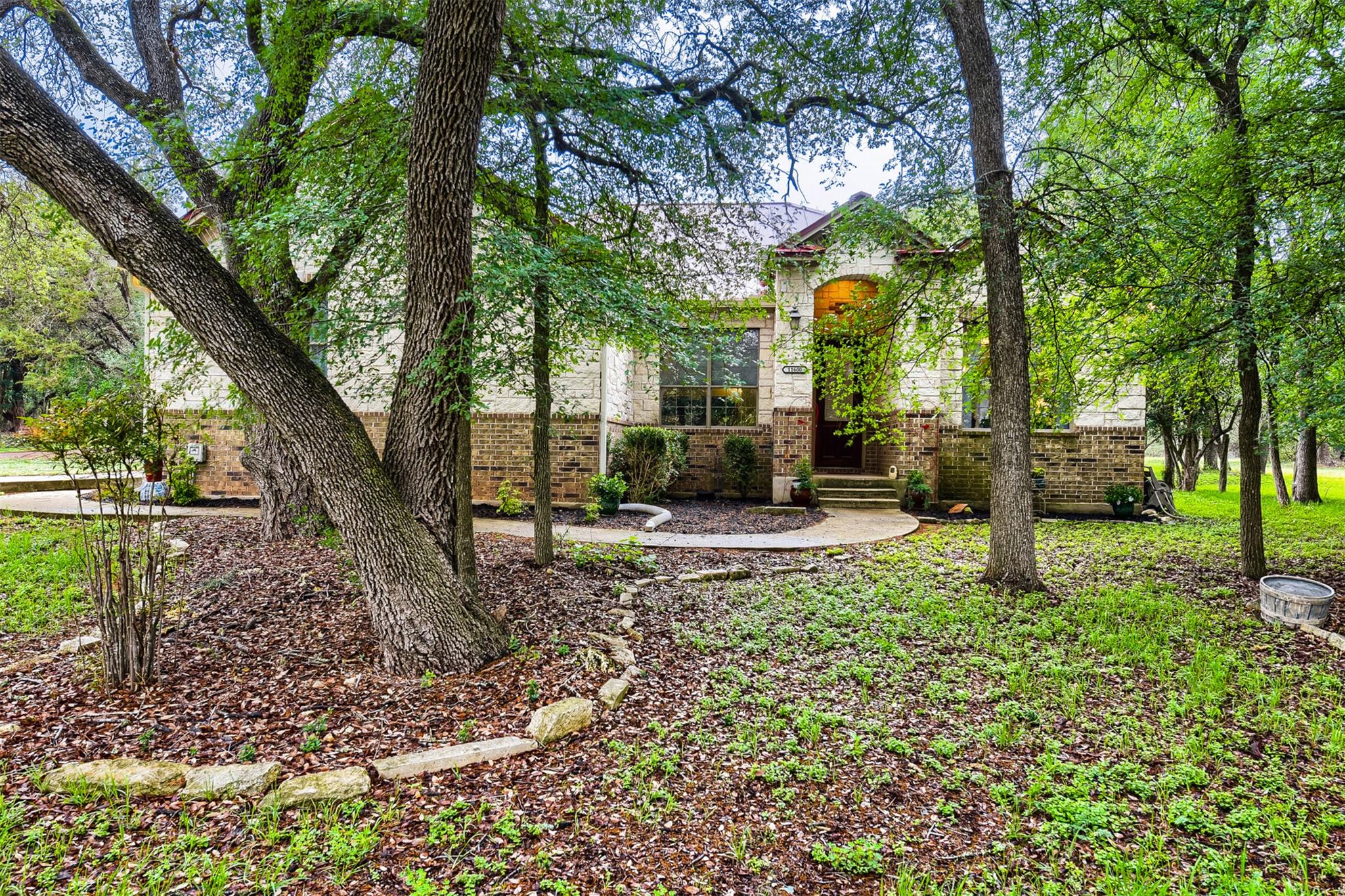 11600 Chapel LN
