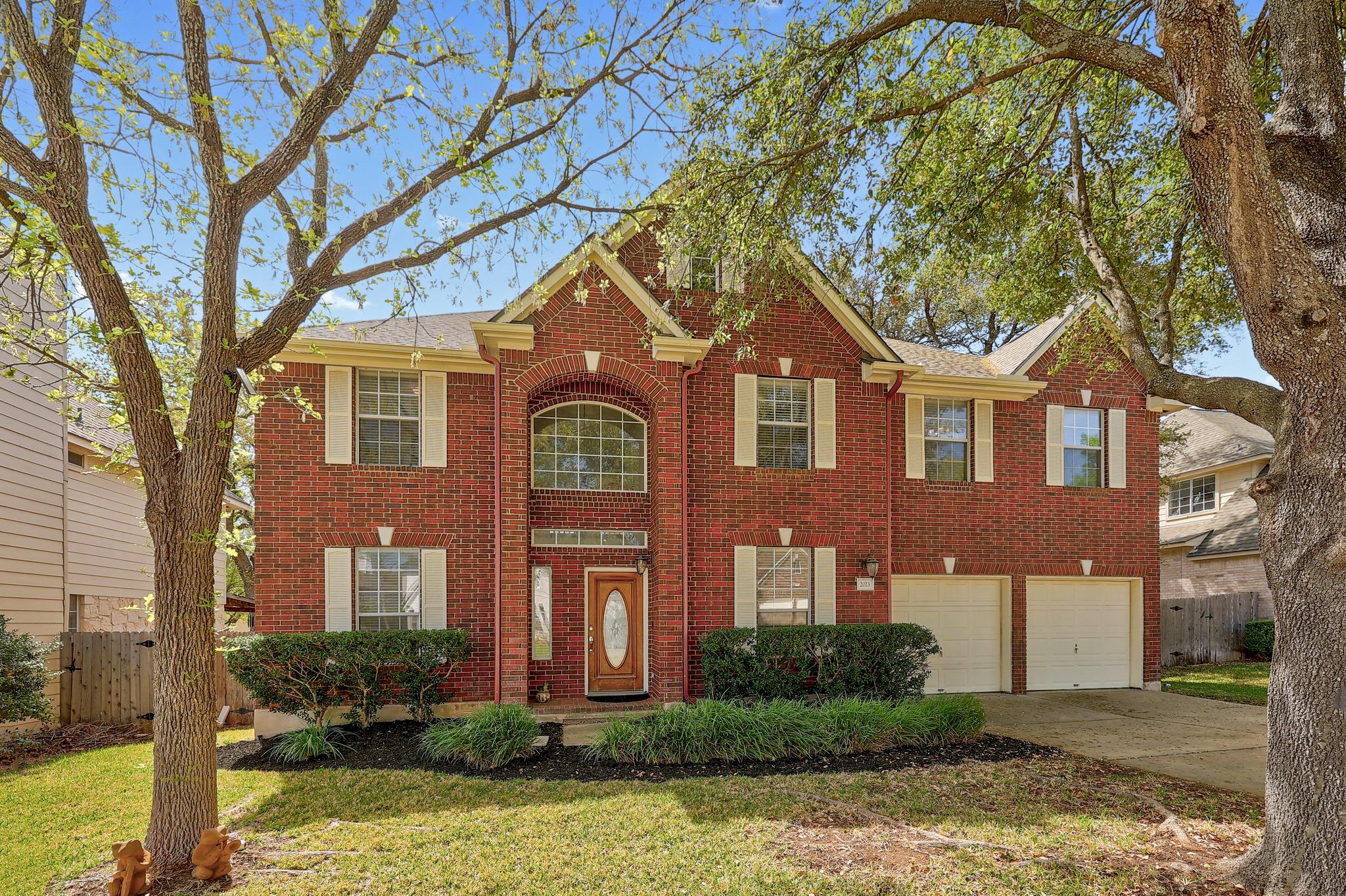 2023 Wood Glen DR