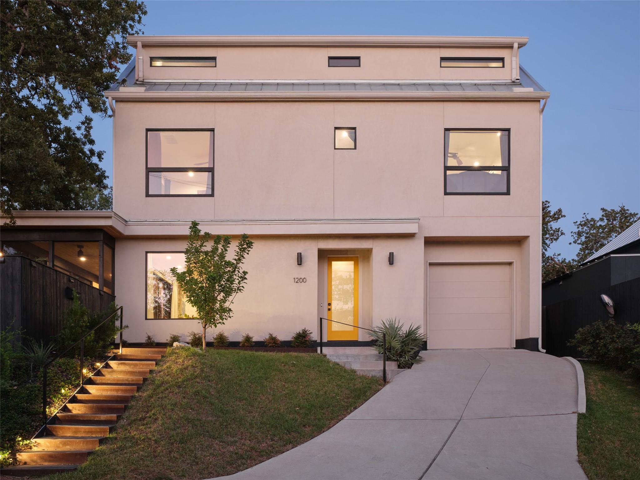 1200 Greenwood Ave