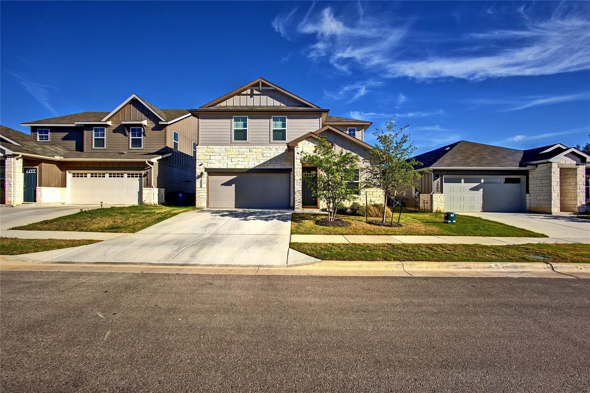 2809 Moyer LN