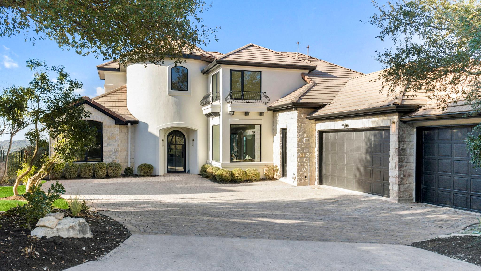 2300 Barton Creek BLVD