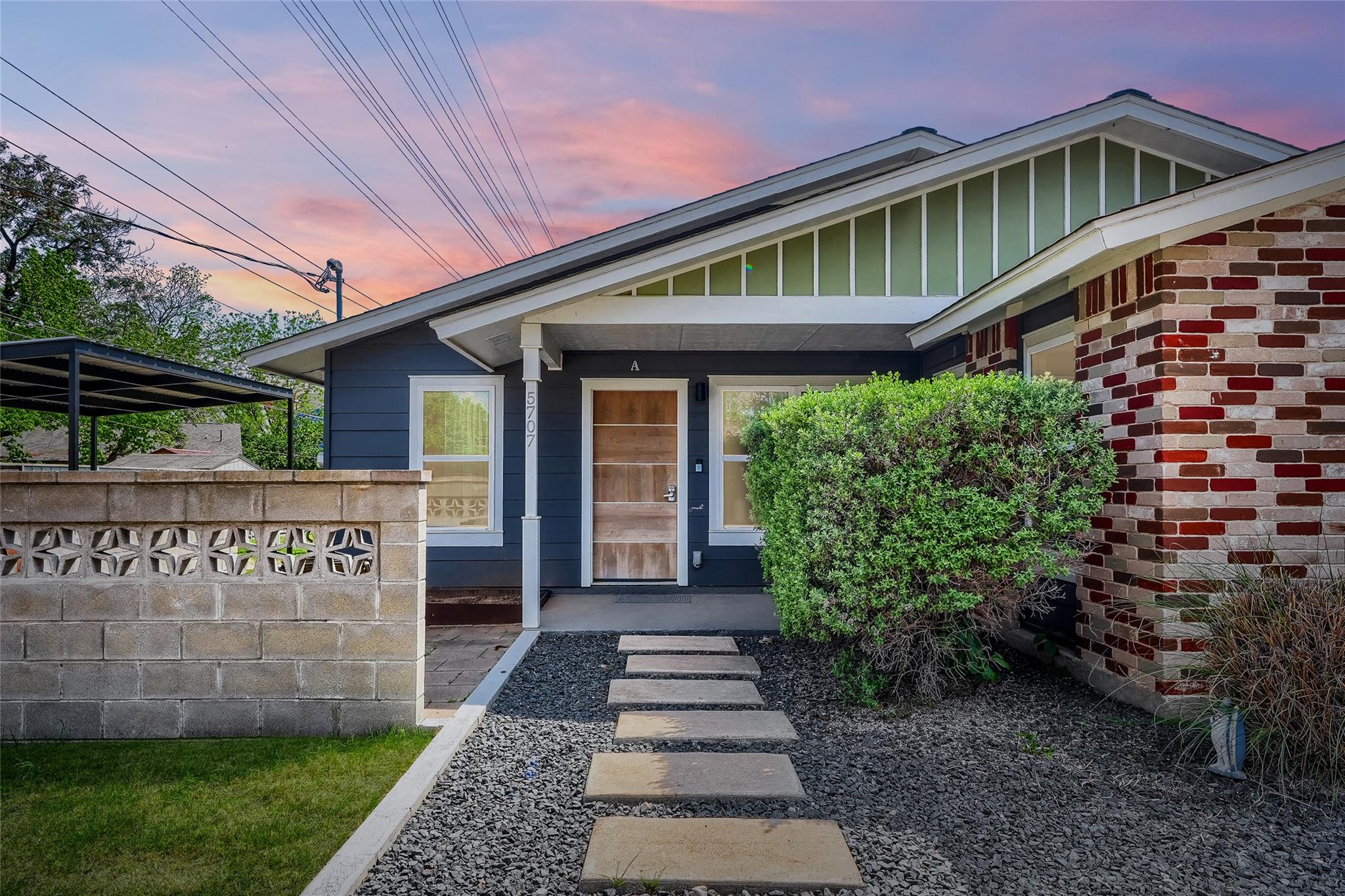 5707 Tracy Lynn LN