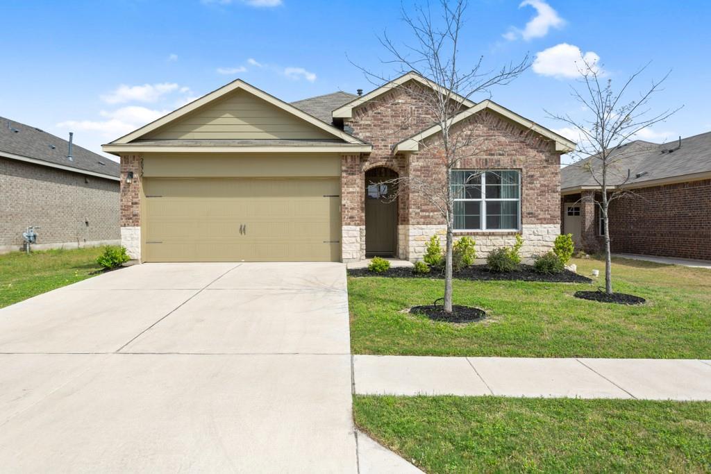 2072 Port Ellen DR
