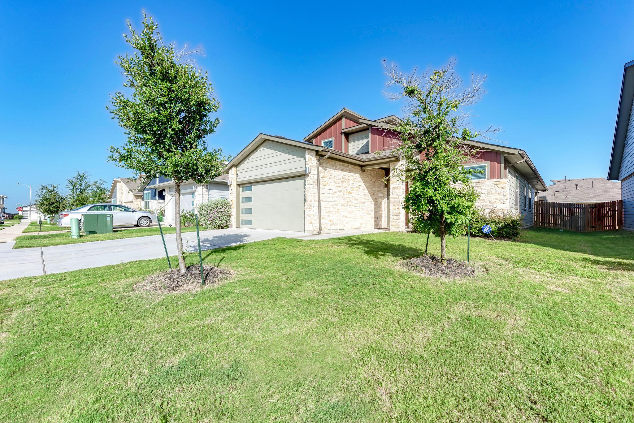 7416 Peggie Nell DR
