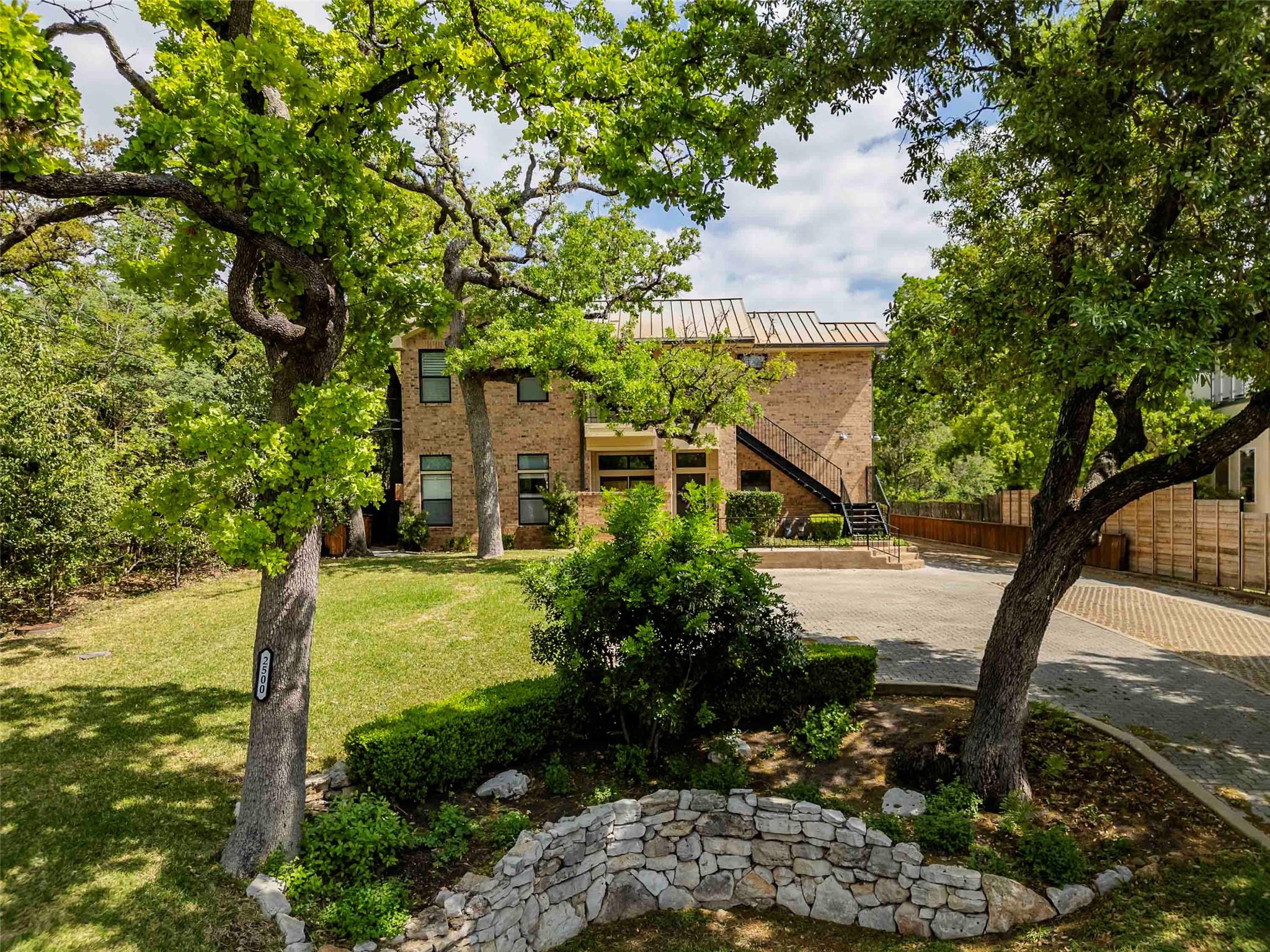 2500 Quarry RD
