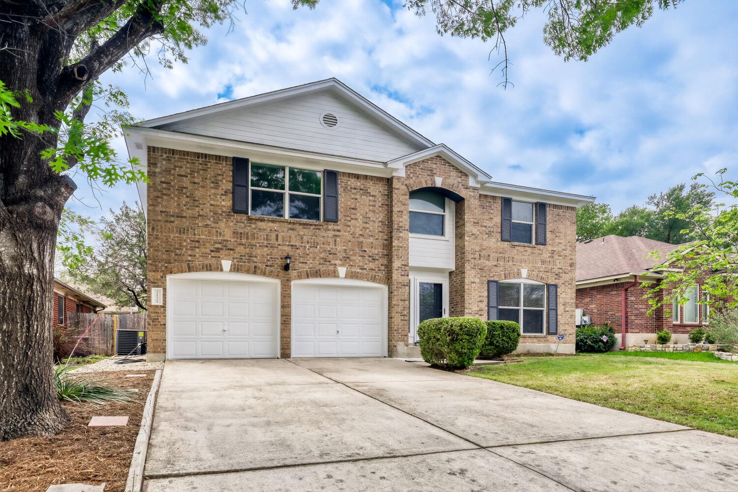 2121 DESCO DR
