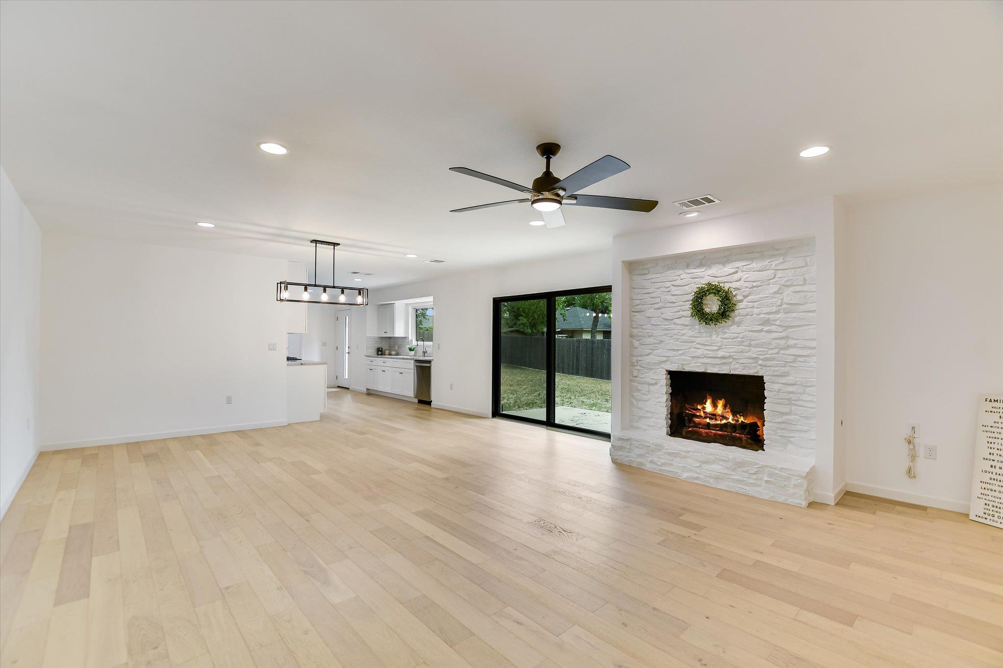 9203 Quail Rock CIR
