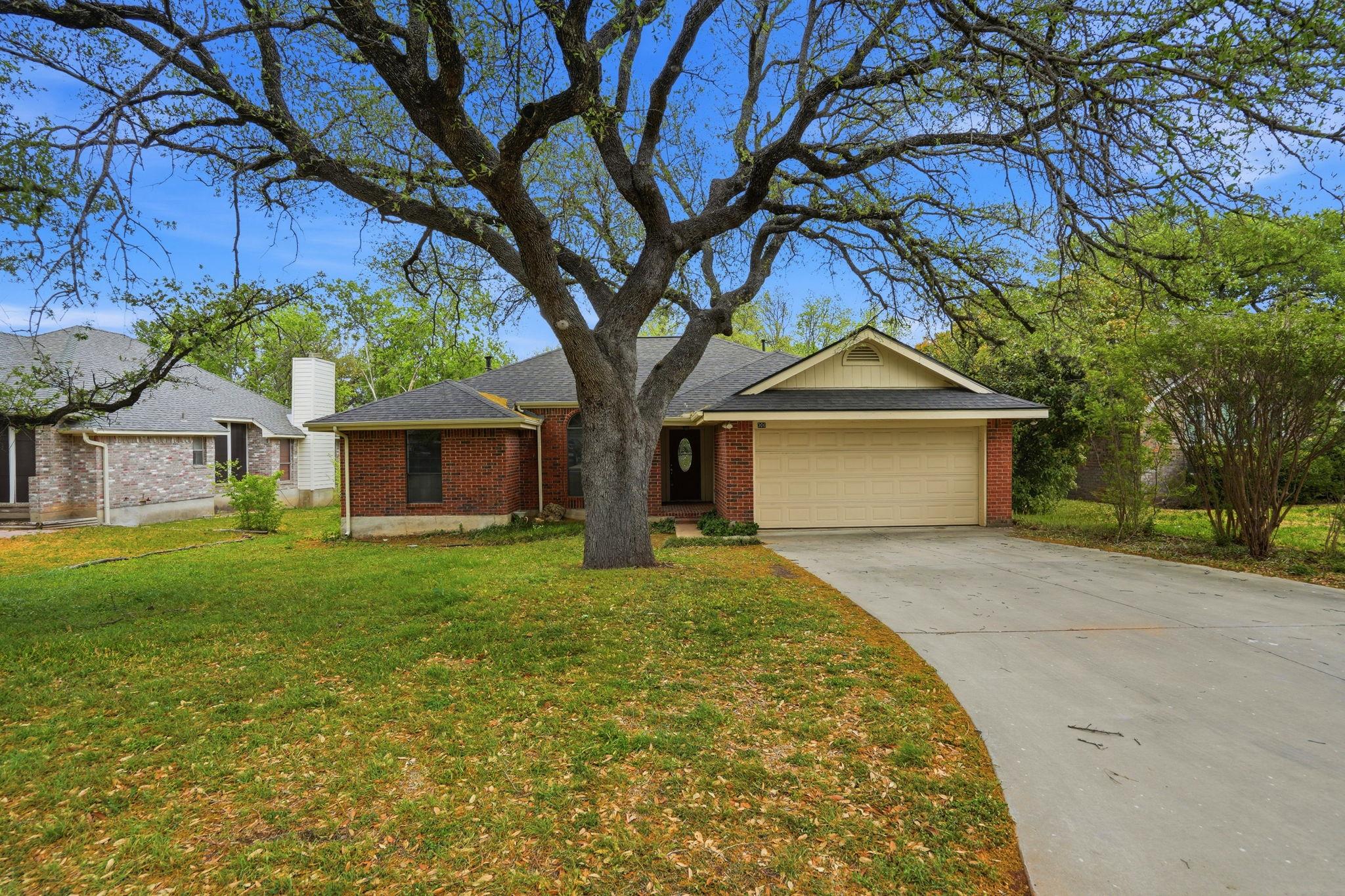 306 Woodstone DR