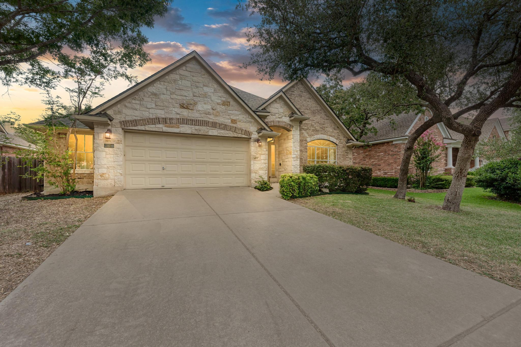 518 Victoria DR